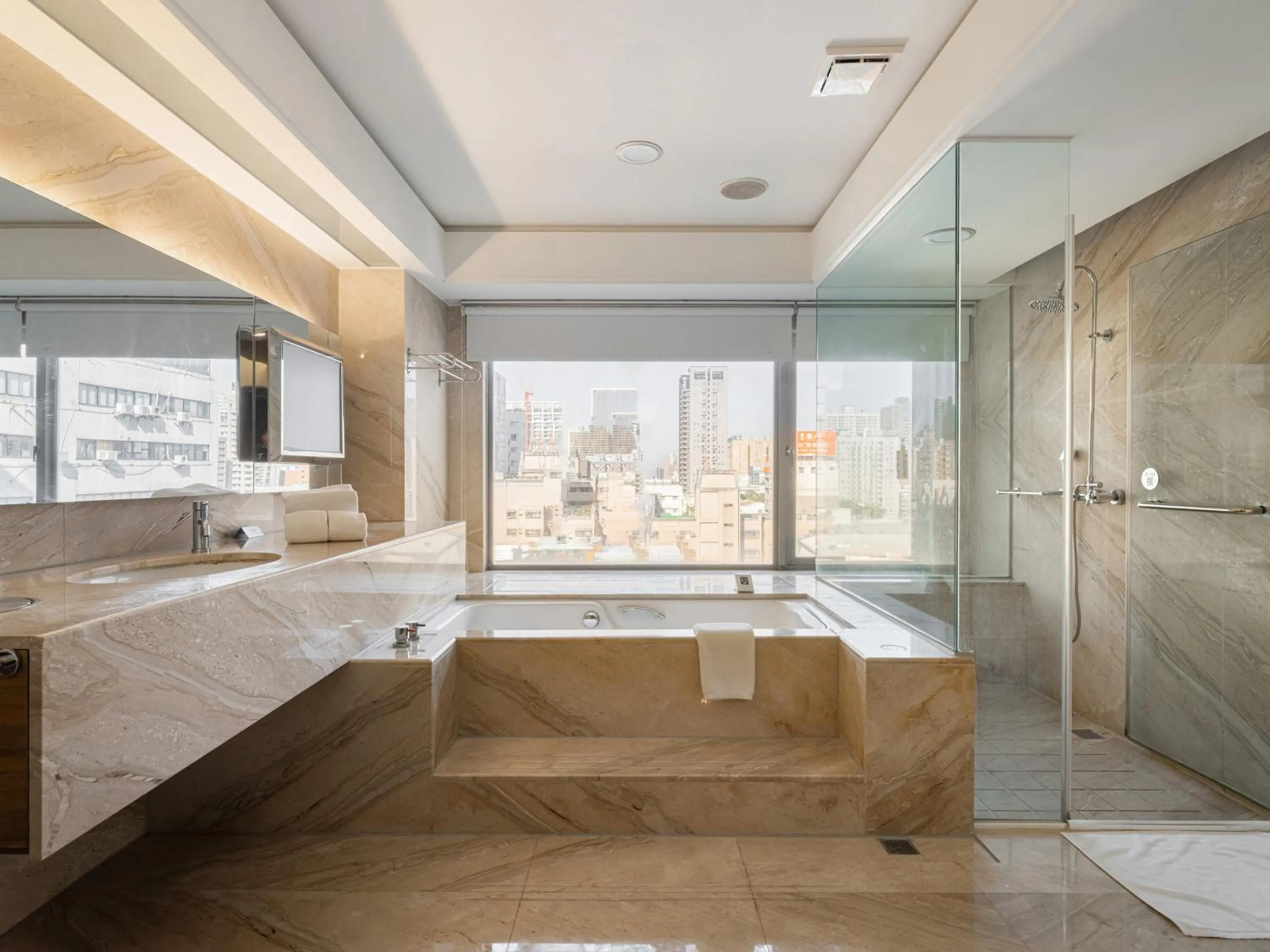 Shower in Tempus Hotel