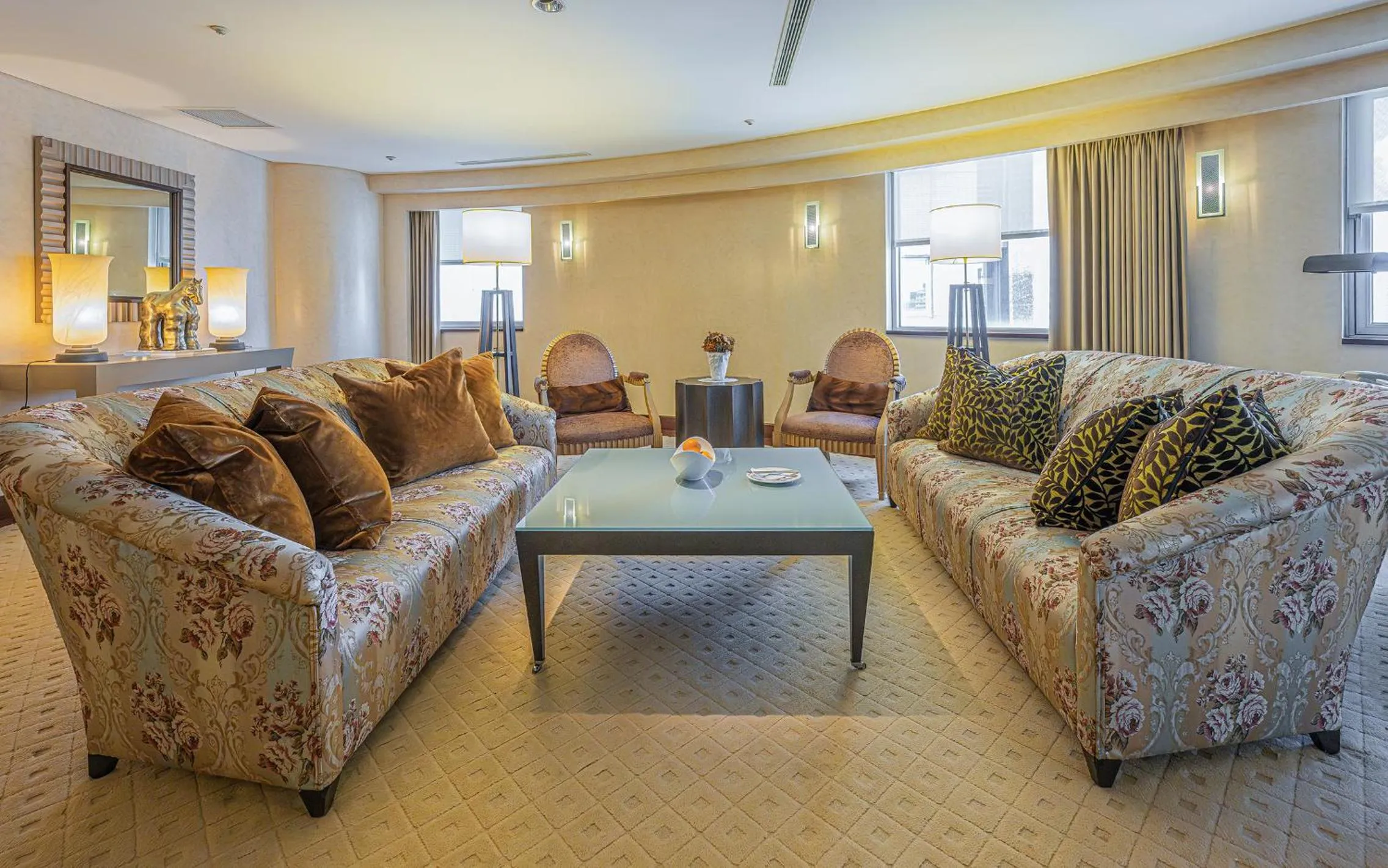 Living room in Tempus Hotel