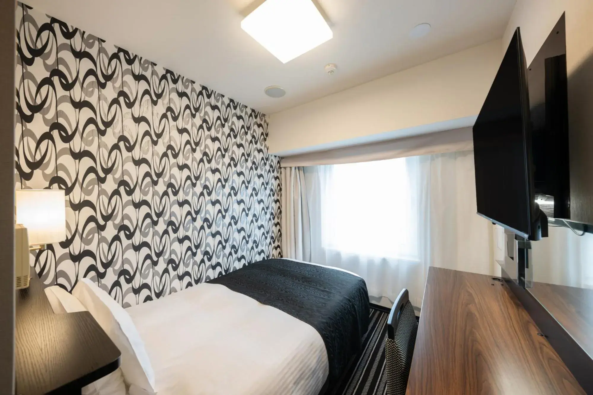 Photo of the whole room, Bed in APA Hotel & Resort Tokyo Bay Shiomi Photo of the whole room, Bed in APA Hotel & Resort Tokyo Bay Shiomi