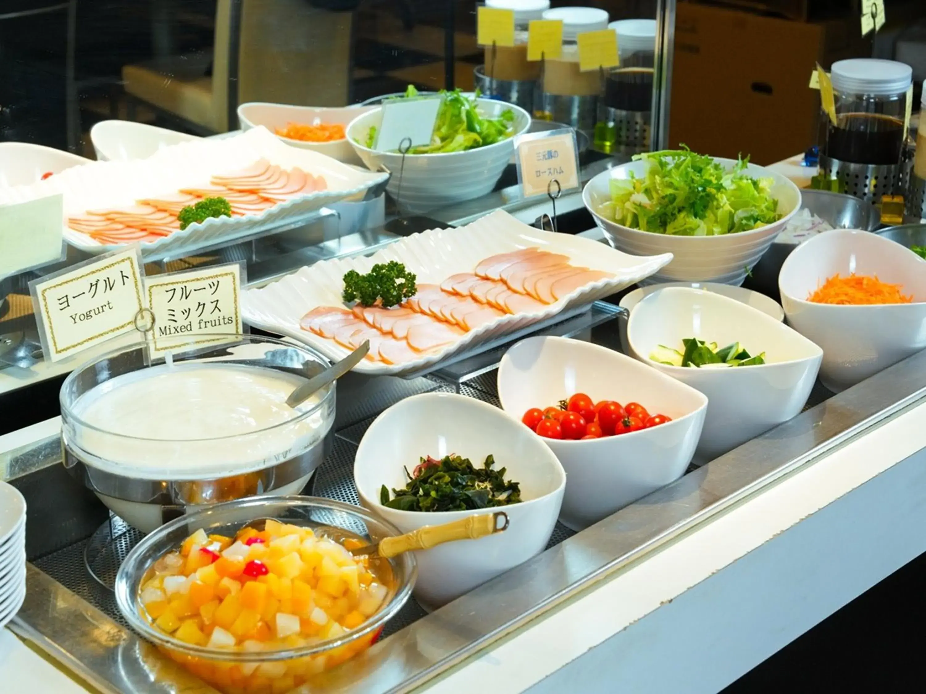 Buffet breakfast in APA Hotel Yodoyabashi Ekimae Buffet breakfast in APA Hotel Yodoyabashi Ekimae