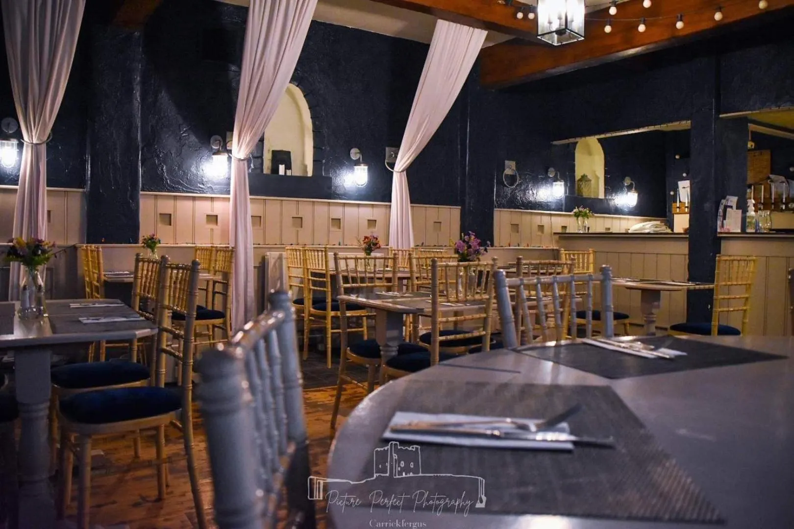 Restaurant/places to eat in Dobbins Inn