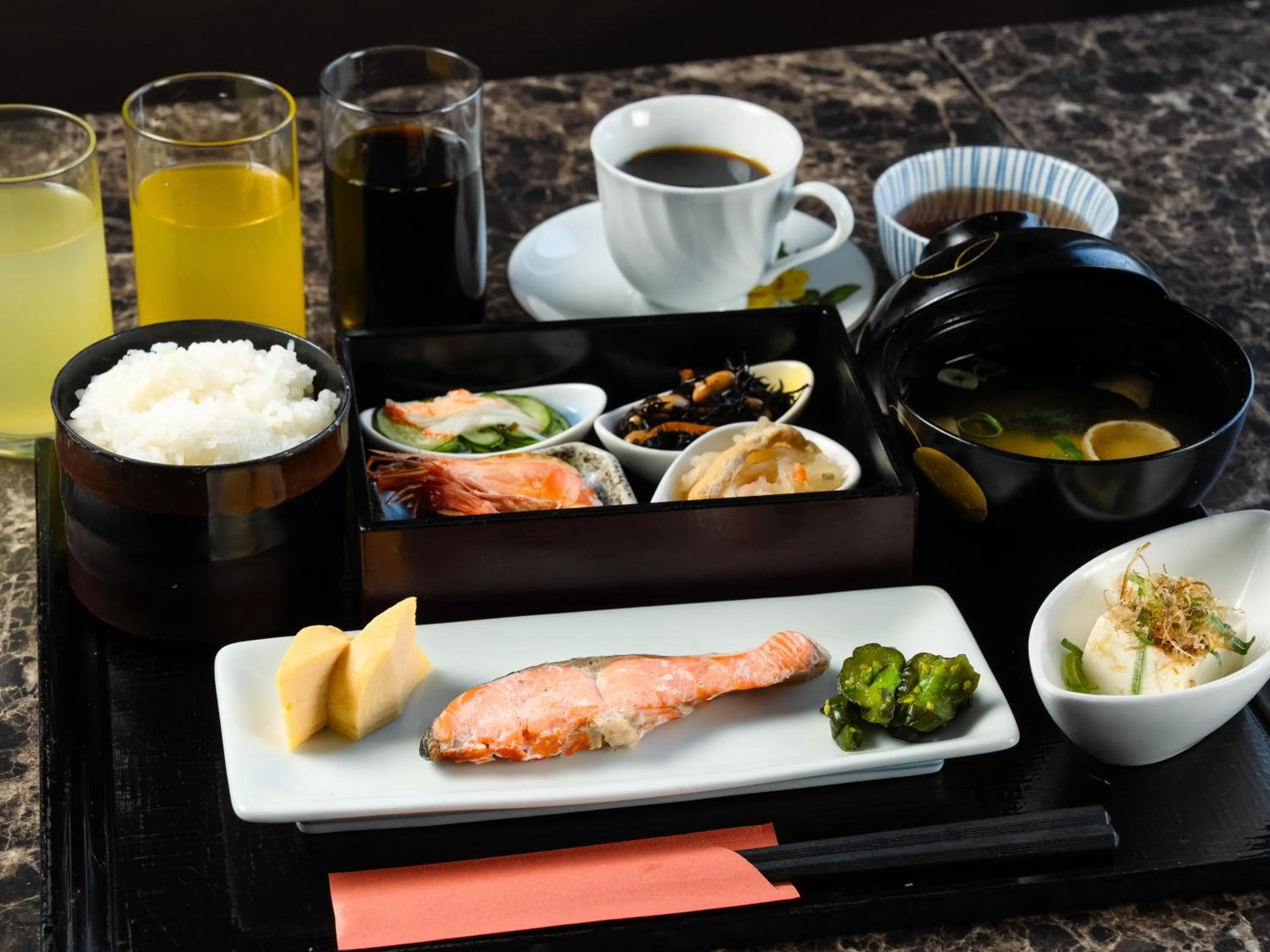 Restaurant/places to eat in APA Hotel Tennoji Ekimae