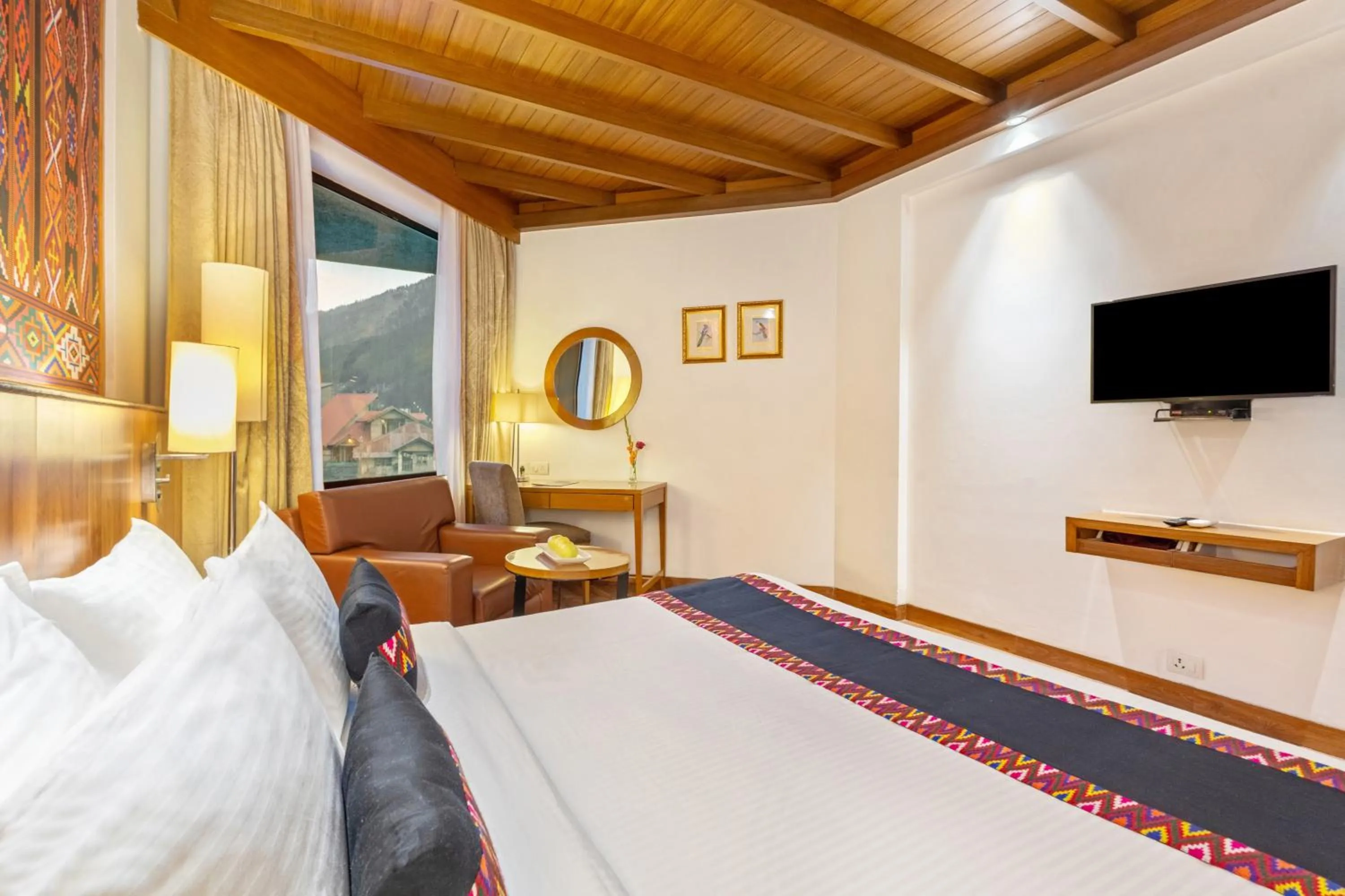 Bedroom, Bed in Sterling Manali