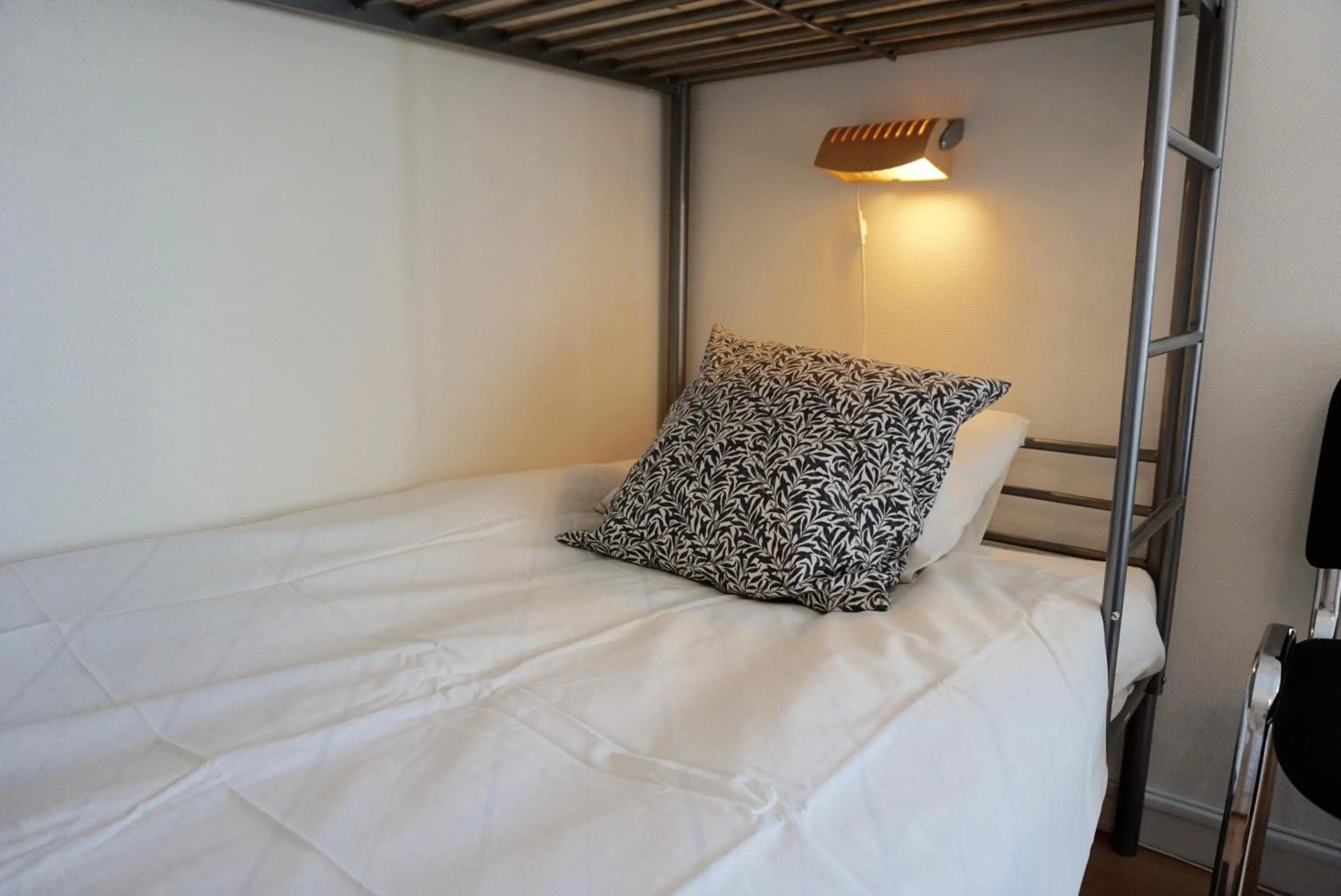 Quadruple Room with Shared Bathroom in Gylleby Vandrarhem