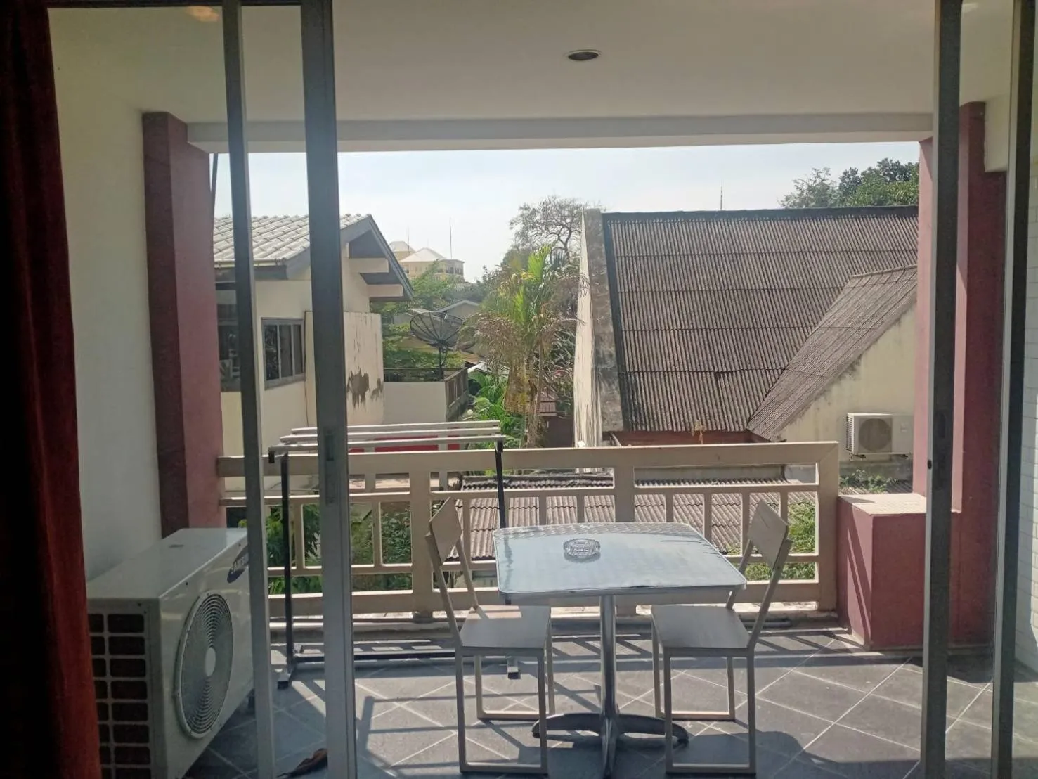 Balcony/Terrace in Baan Sabai Rama IV Apartment