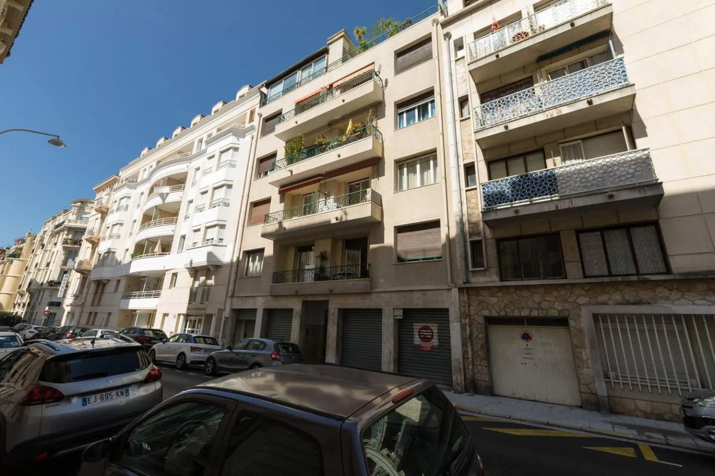 Property building in Nicelidays - Le Berlioz - city central - 7min from beaches
