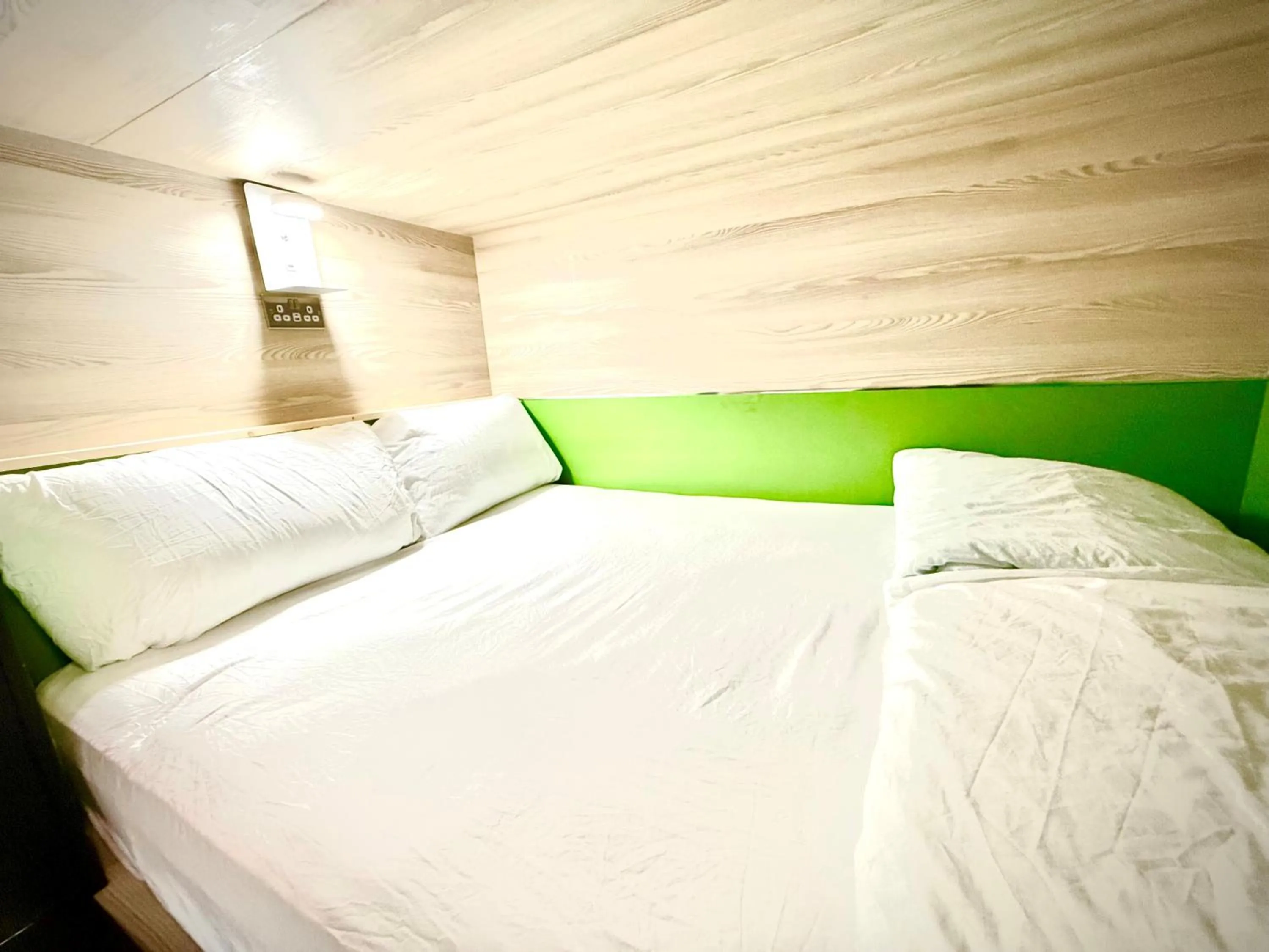 Bed in West End Hotel