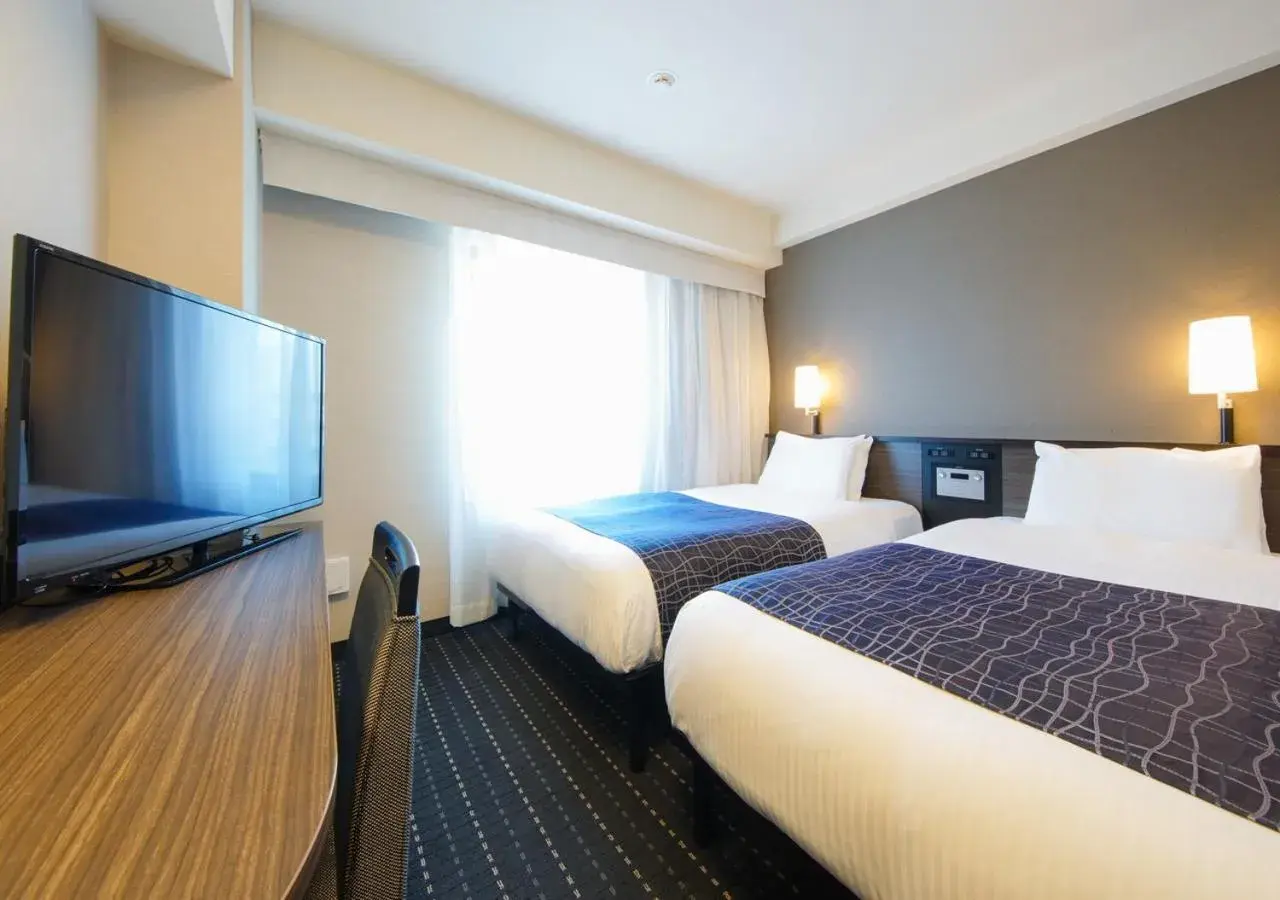 Photo of the whole room, Bed in APA Hotel Sakai Ekimae Photo of the whole room, Bed in APA Hotel Sakai Ekimae