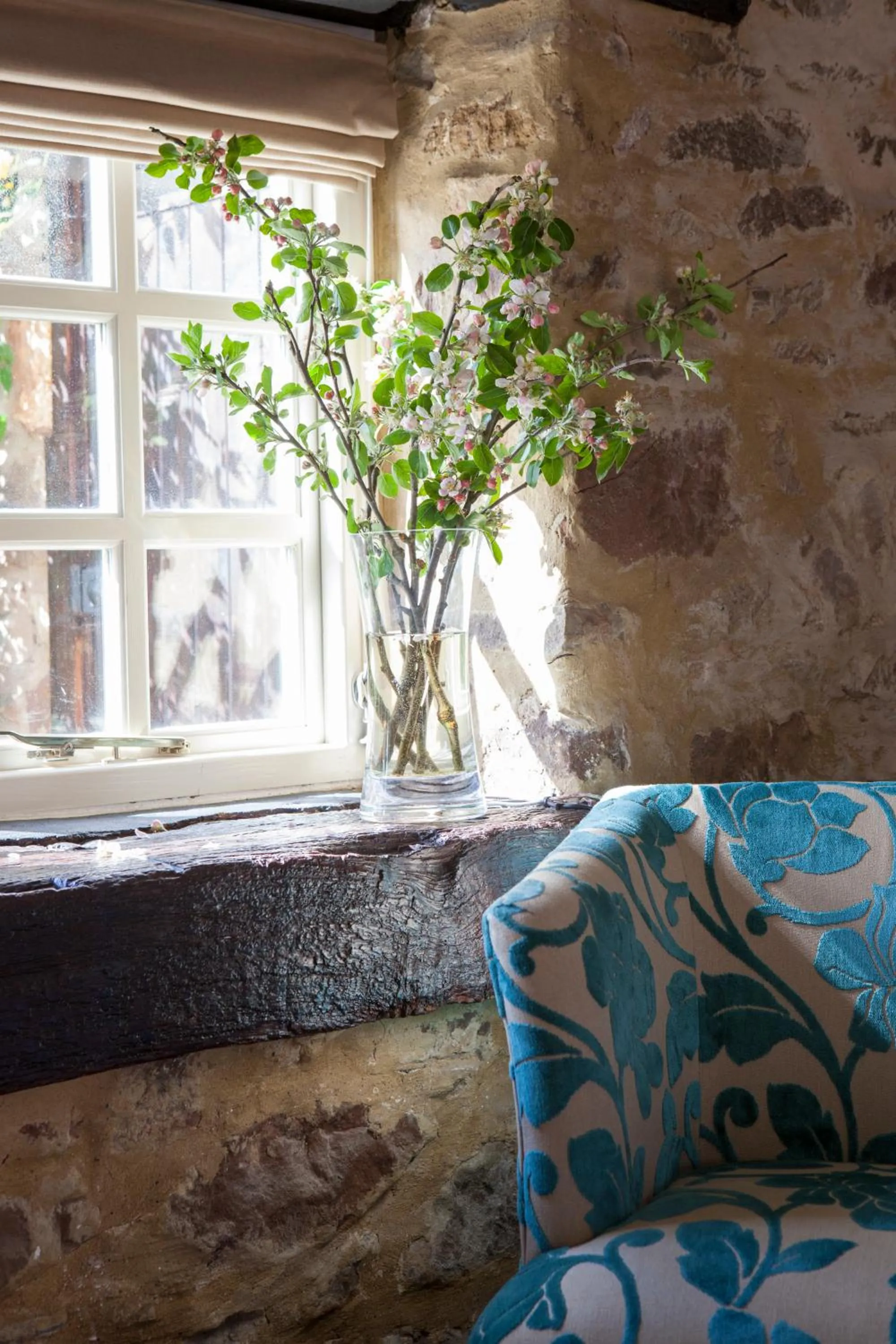 Day in Tudor Farmhouse Hotel