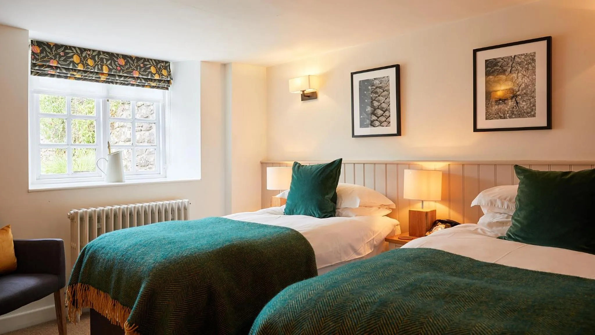 Property building, Bed in Tudor Farmhouse Hotel