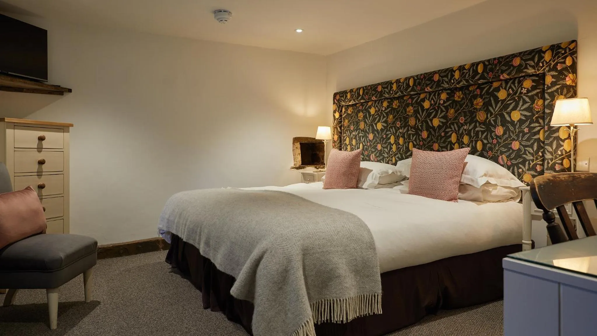 Property building, Bed in Tudor Farmhouse Hotel