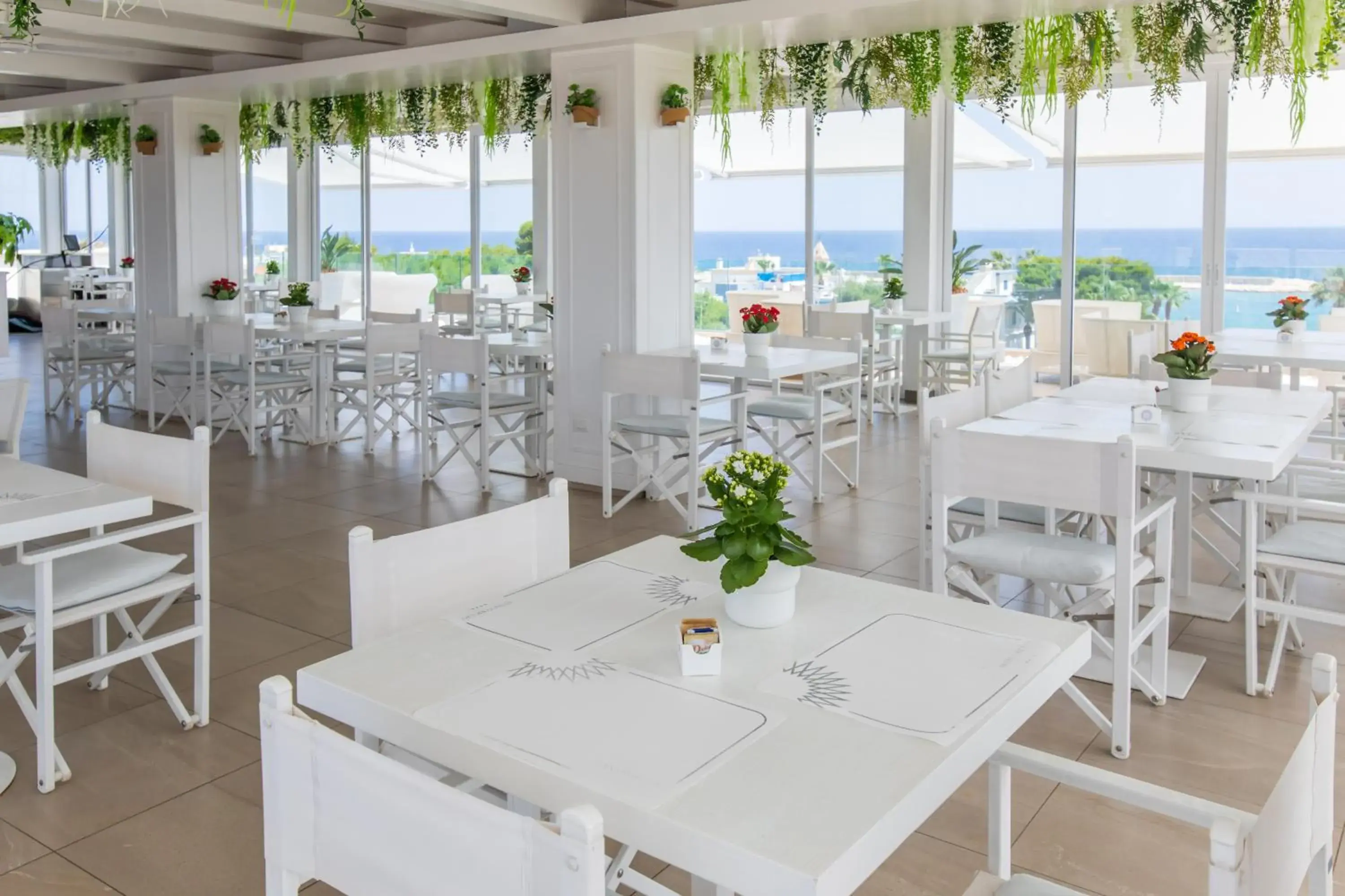 Restaurant/places to eat in Bianco Riccio Suite Hotel Restaurant/places to eat in Bianco Riccio Suite Hotel