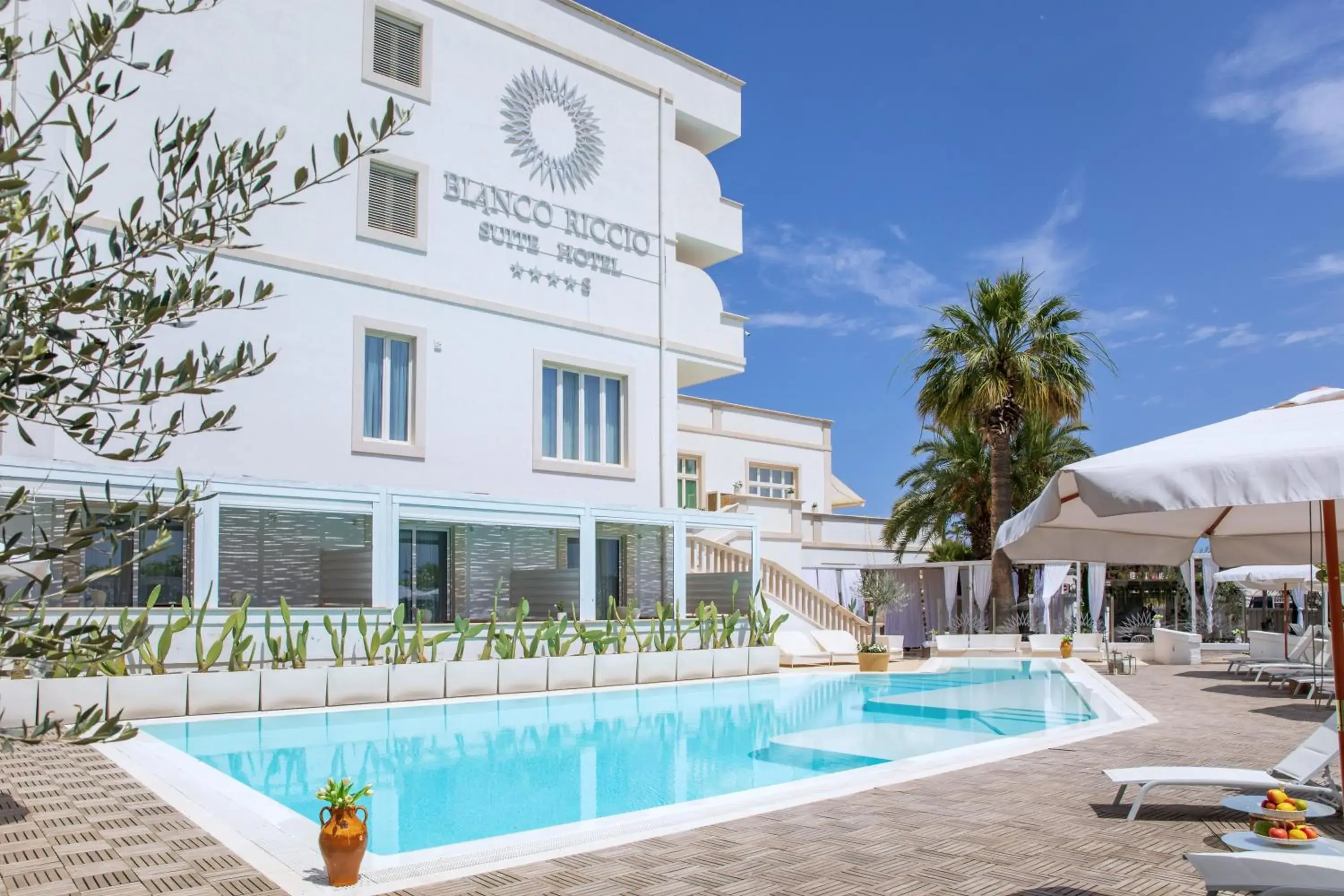 Property building in Bianco Riccio Suite Hotel Property building in Bianco Riccio Suite Hotel