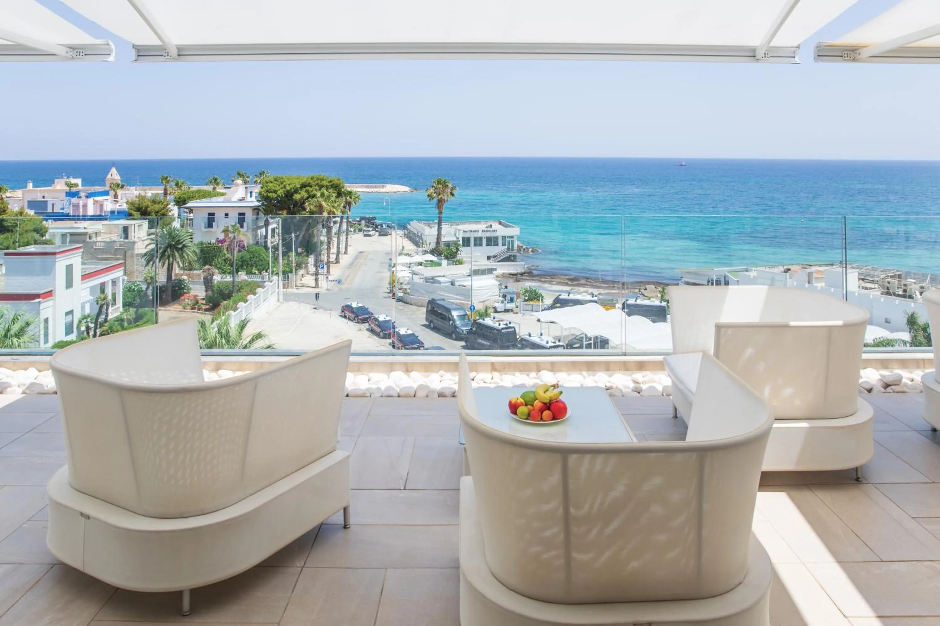 Patio in Bianco Riccio Suite Hotel