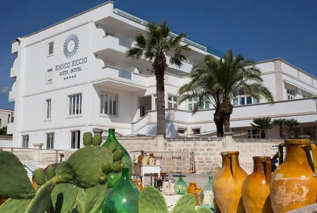 Property building in Bianco Riccio Suite Hotel Property building in Bianco Riccio Suite Hotel