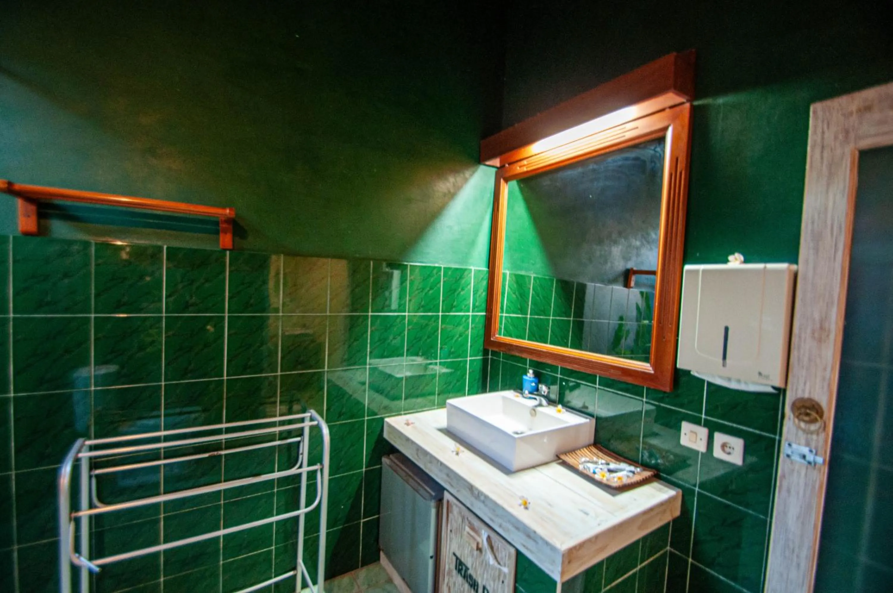 Bathroom in Kubuku Eco Dive Lodge and Yoga