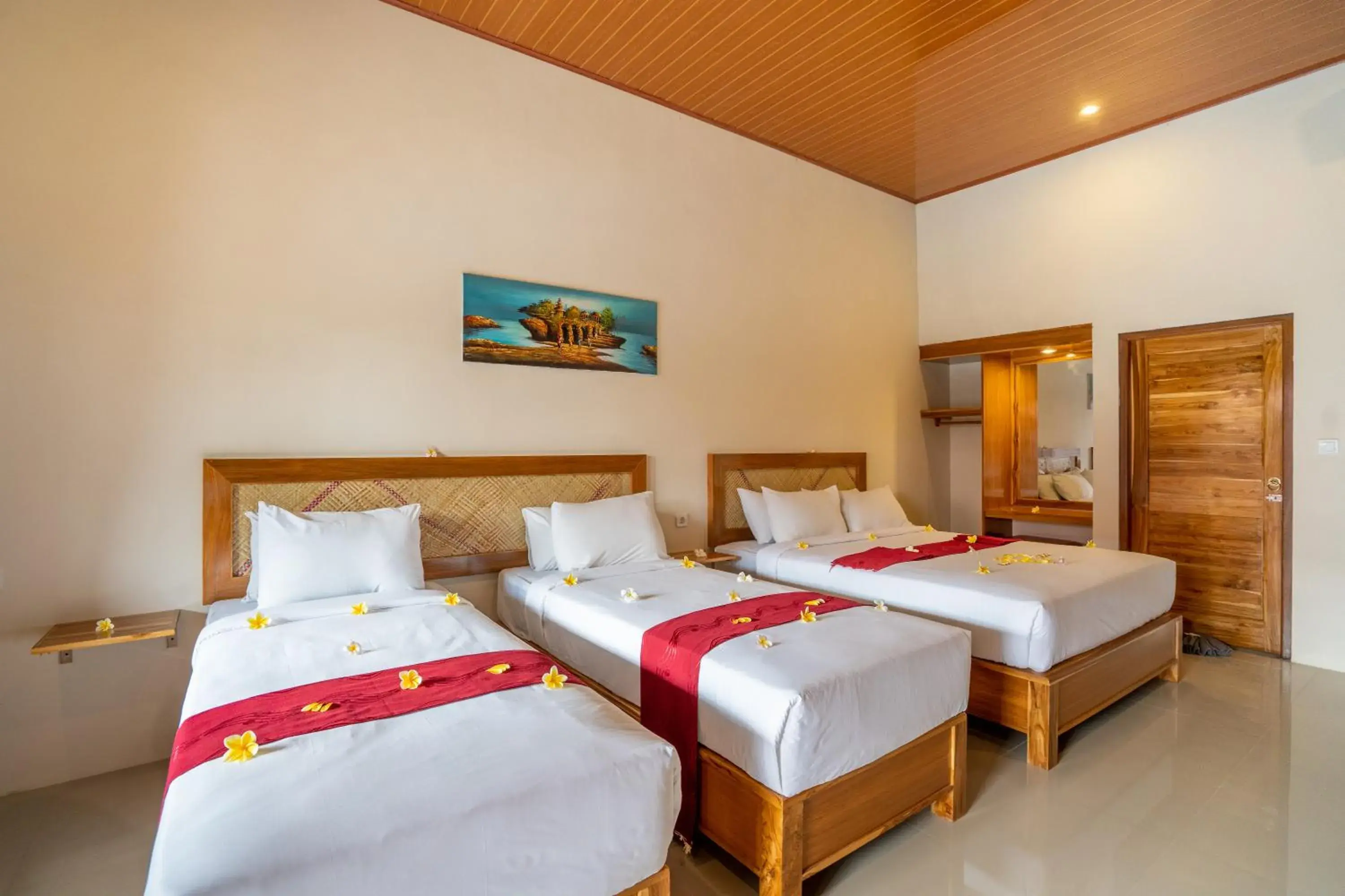 Quadruple Room in Kubuku Eco Dive Lodge and Yoga Quadruple Room in Kubuku Eco Dive Lodge and Yoga