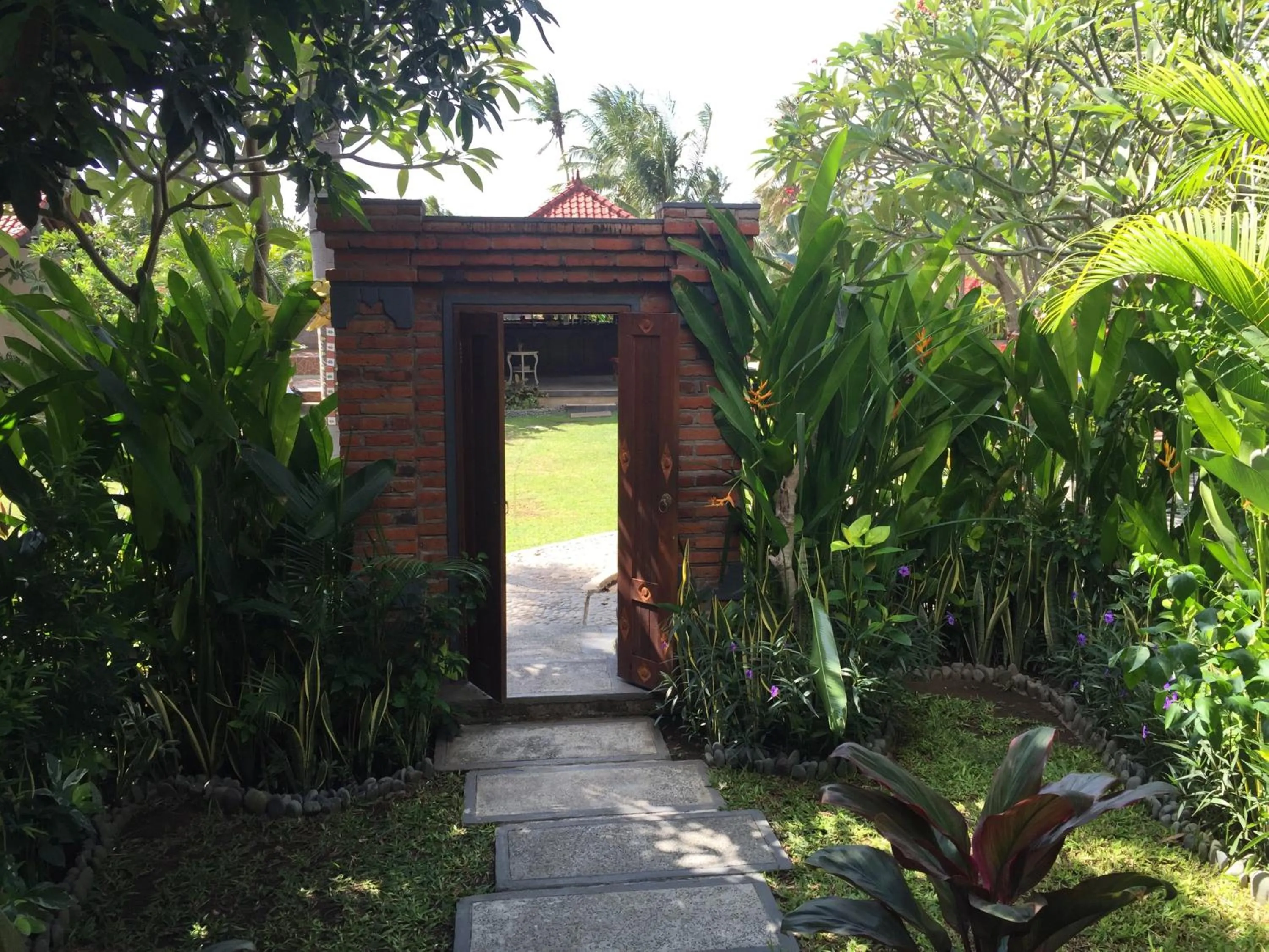 Balcony/Terrace in Kubuku Eco Dive Lodge and Yoga