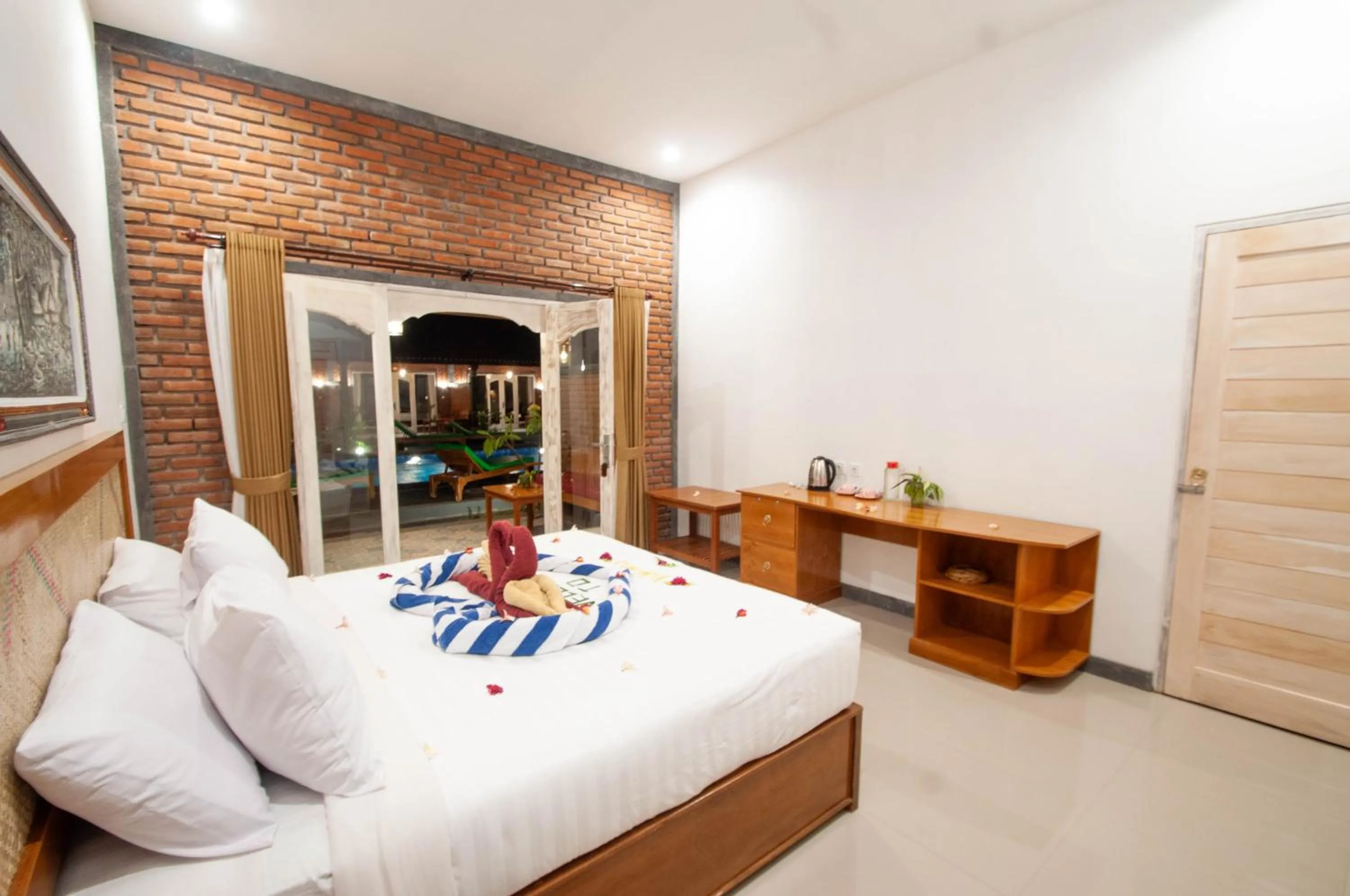 Bedroom, Bed in Kubuku Eco Dive Lodge and Yoga