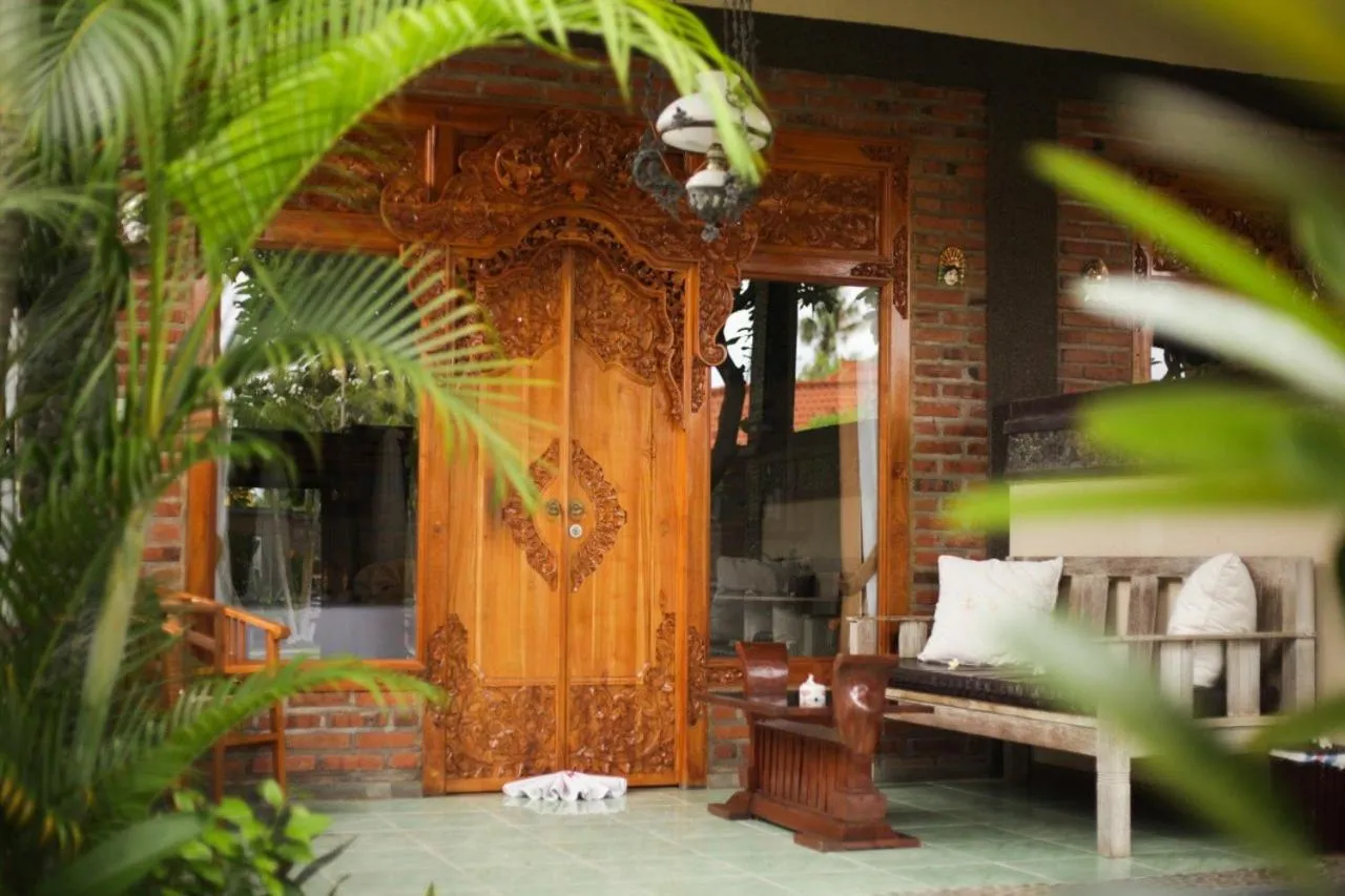 Balcony/Terrace in Kubuku Eco Dive Lodge and Yoga