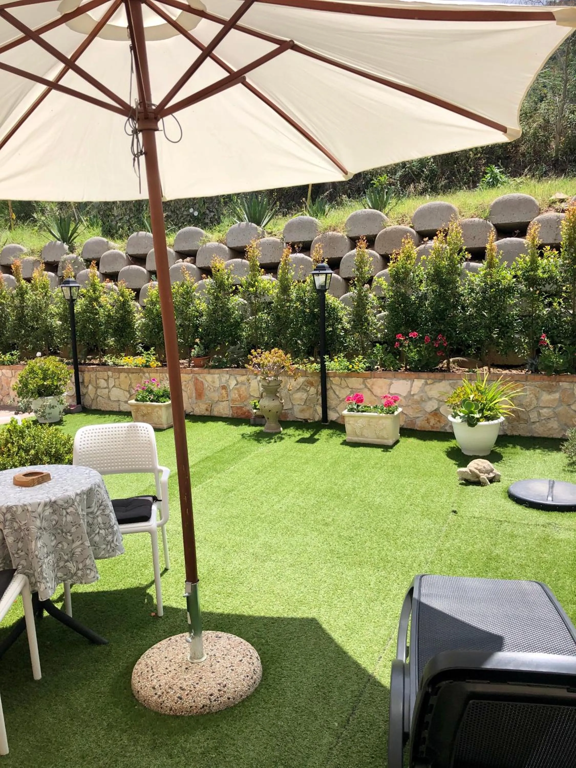 Garden view in Residenza De luca B&B