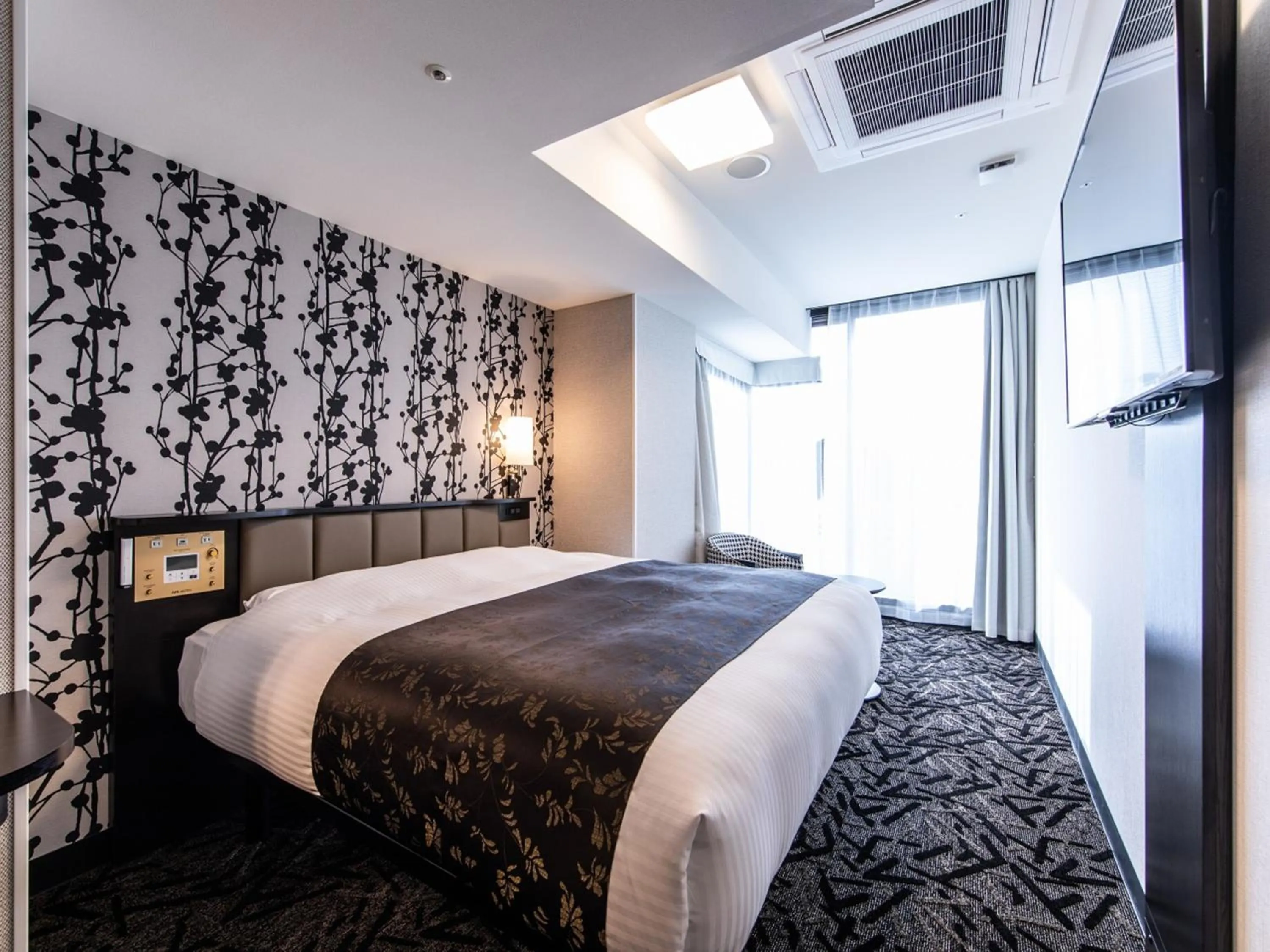 Bed in APA Hotel Kyoto Gion Excellent