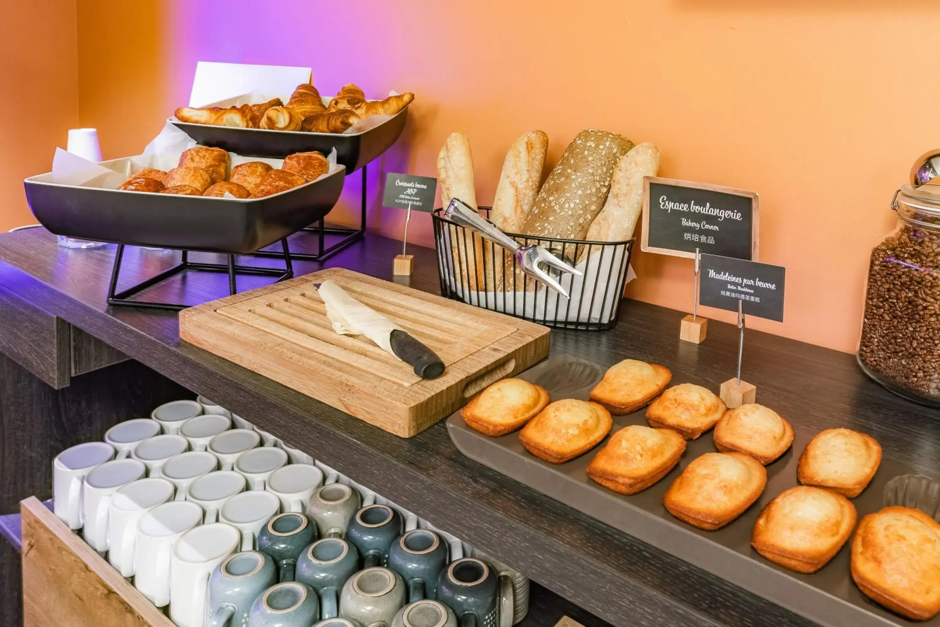 Breakfast in Appart'City Confort Marseille Centre Prado Vélodrome Breakfast in Appart'City Confort Marseille Centre Prado Vélodrome