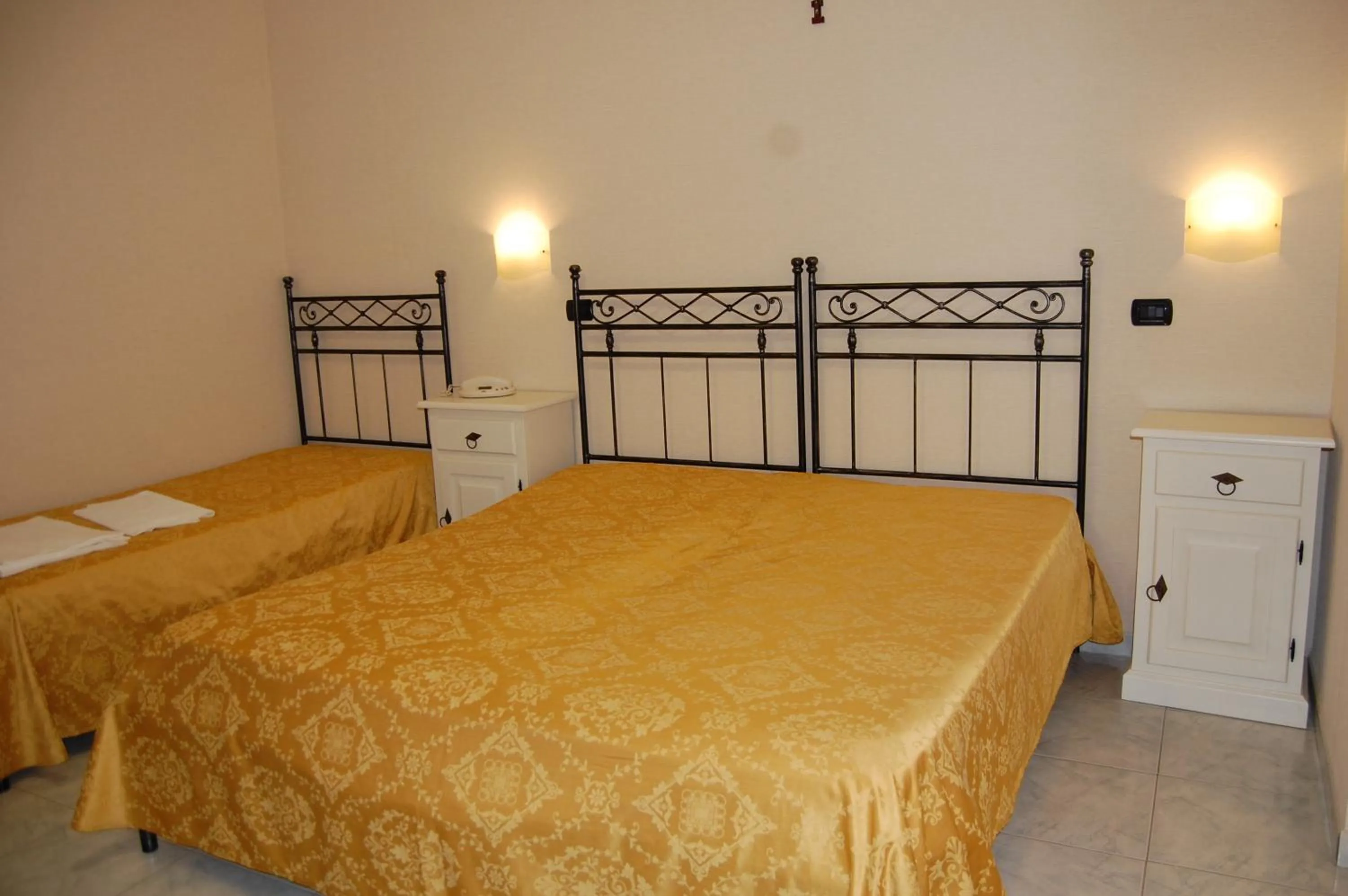 Bed in Hotel Villa San Pietro