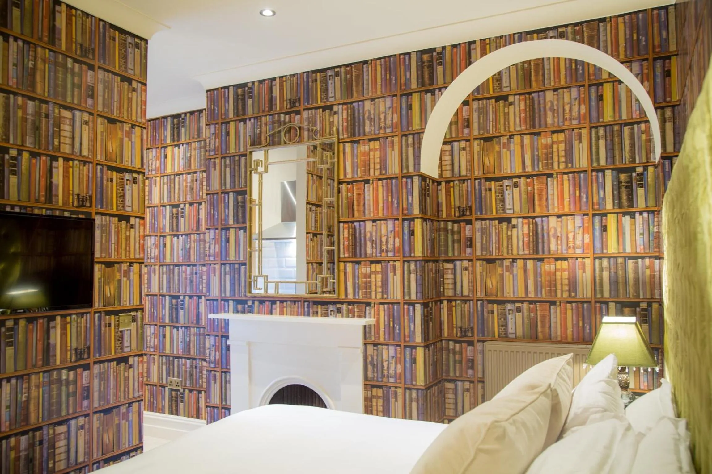 Library, Bed in Winckley Stays