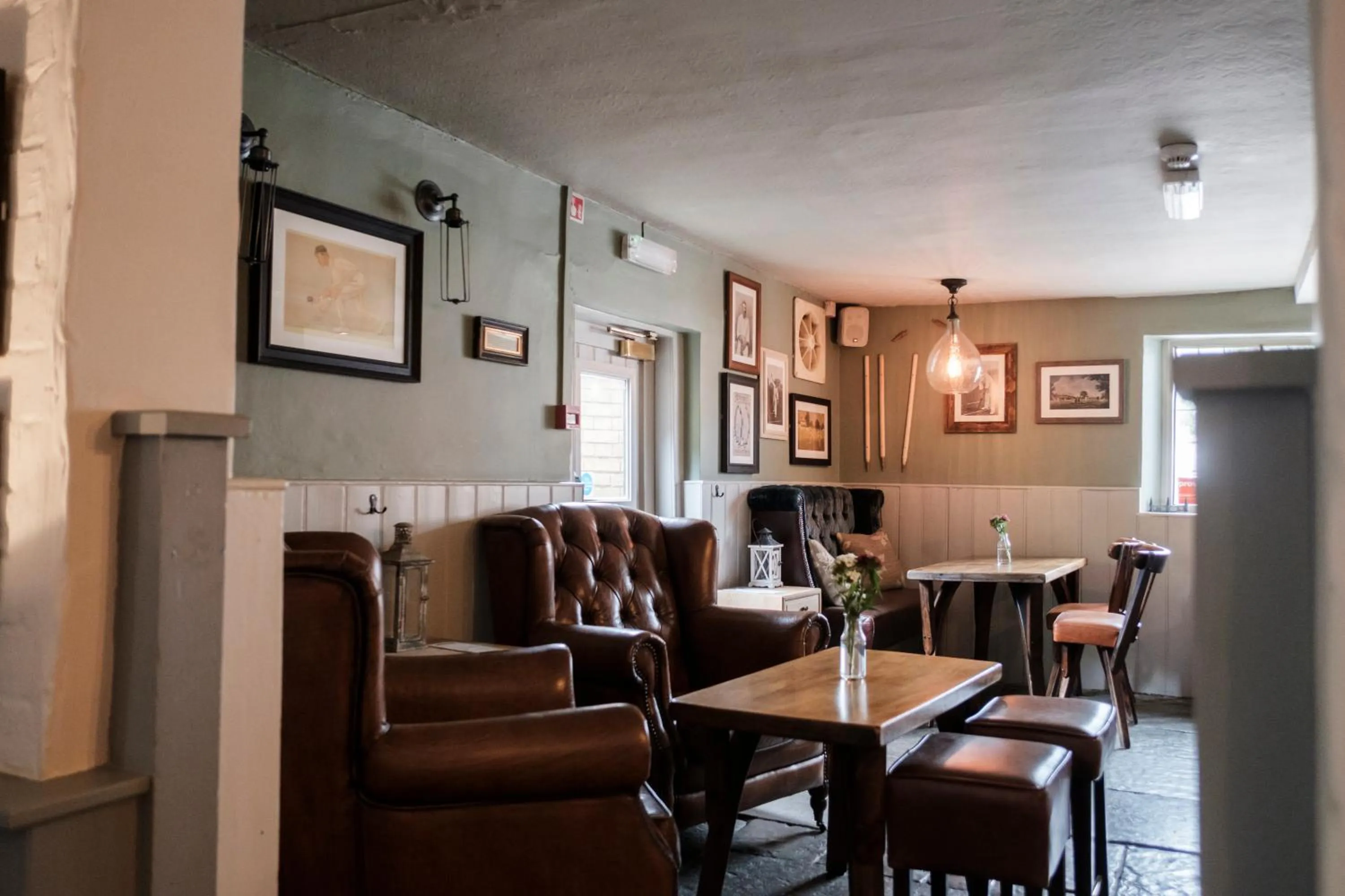 Lounge or bar in Hinds Head