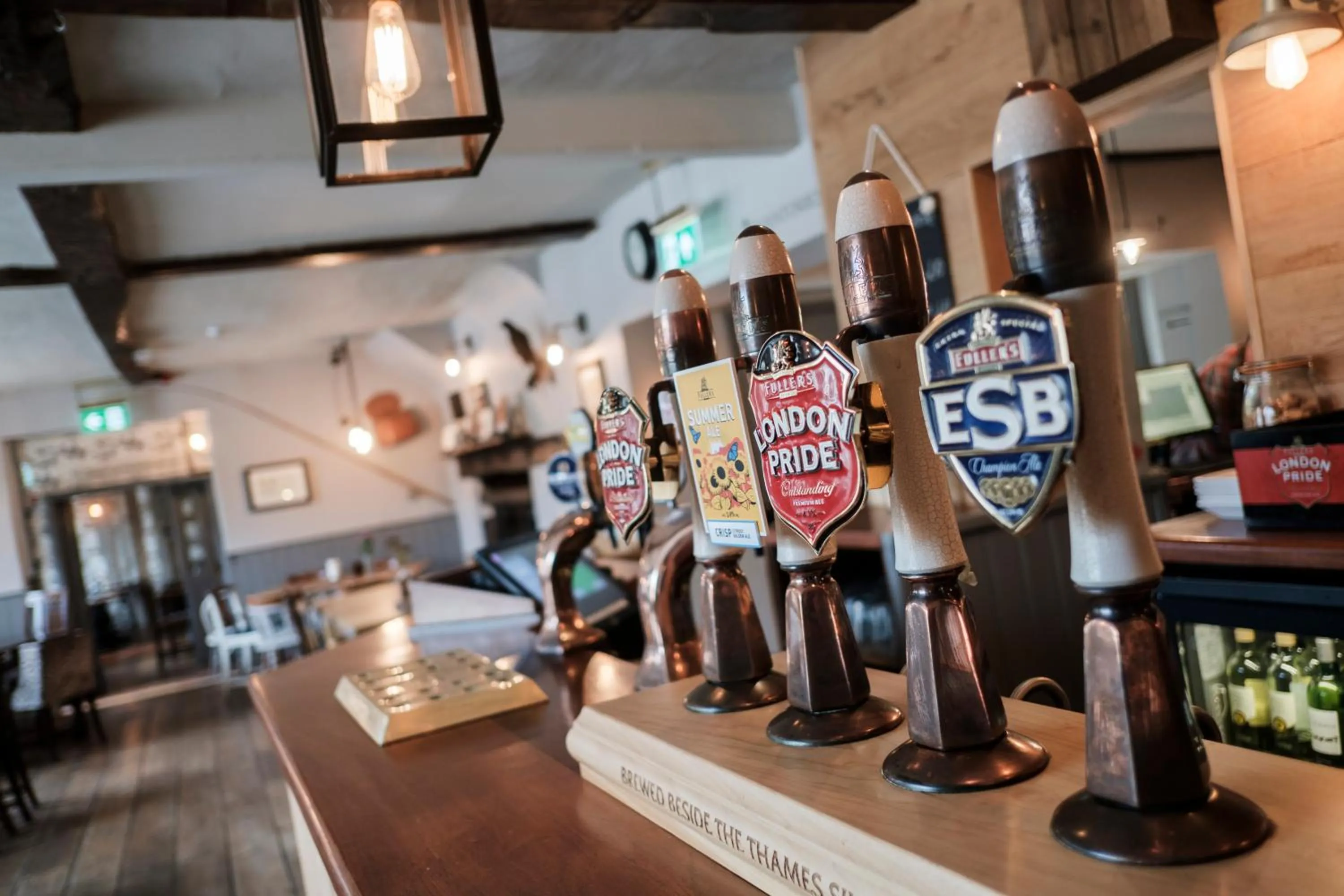 Lounge or bar in Hinds Head