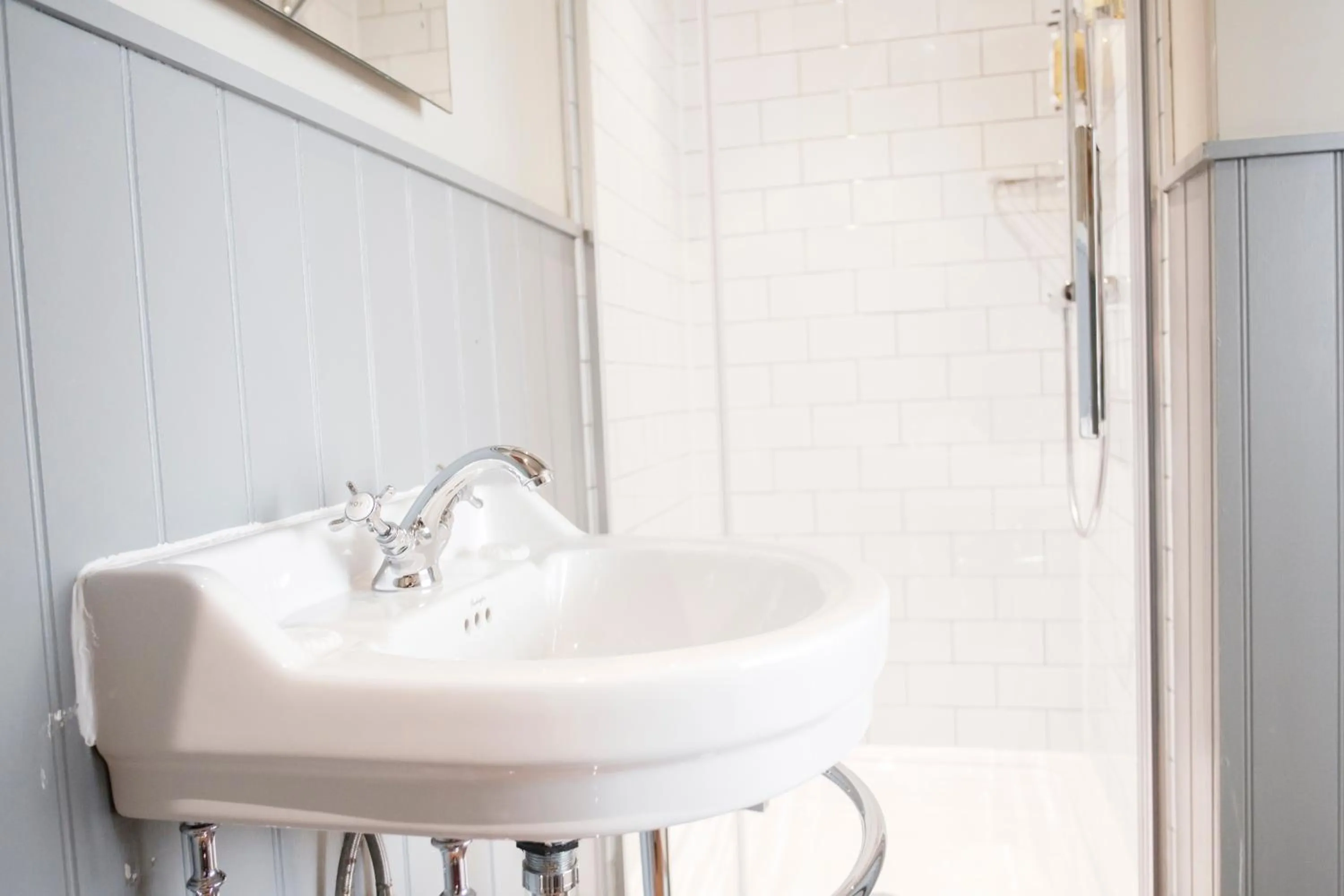 Bathroom in Hinds Head