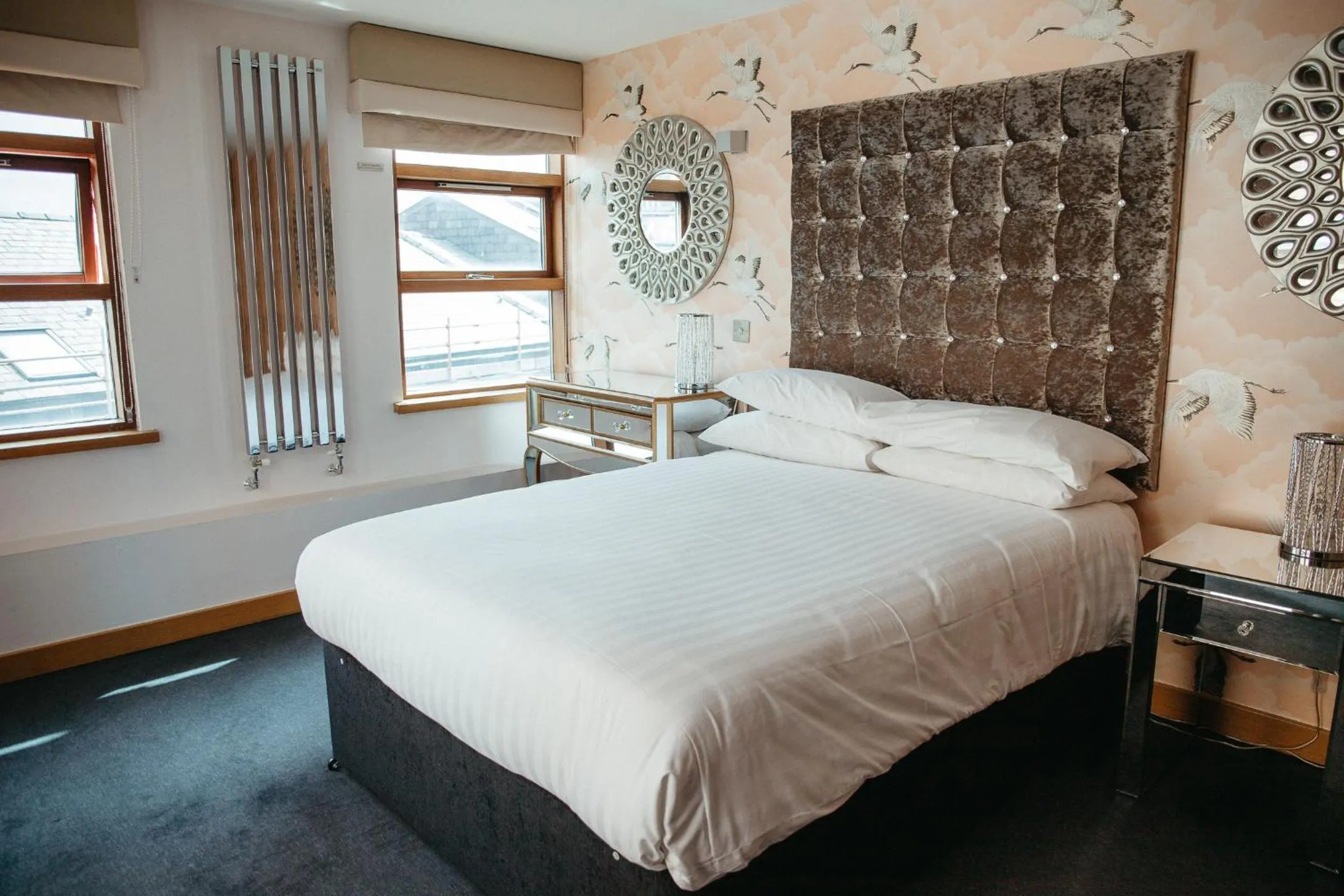 Bedroom, Bed in Posh Pads - Liverpool 1 - Apart-Hotel