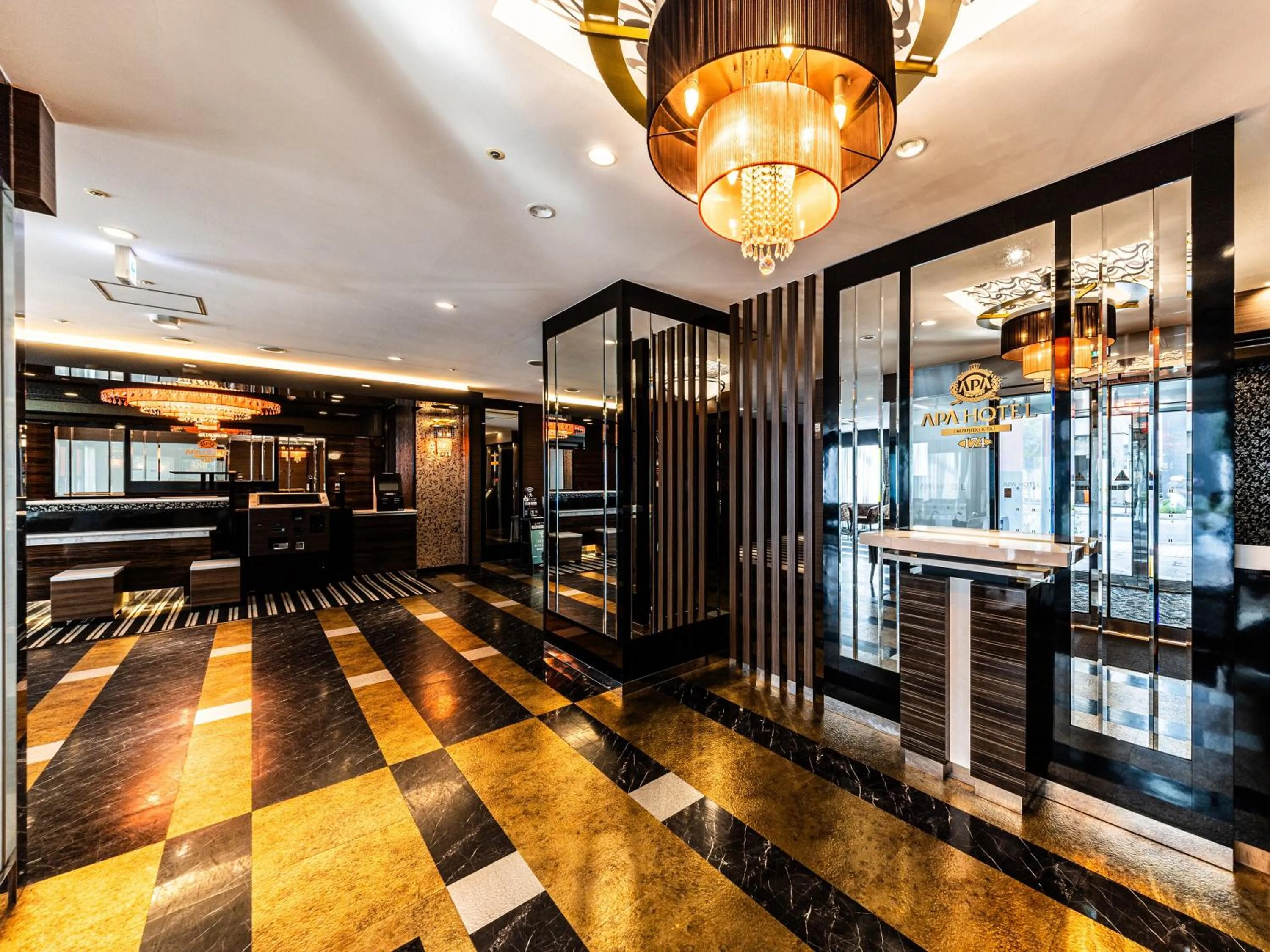 Seating area in APA Hotel Himeji Ekikita