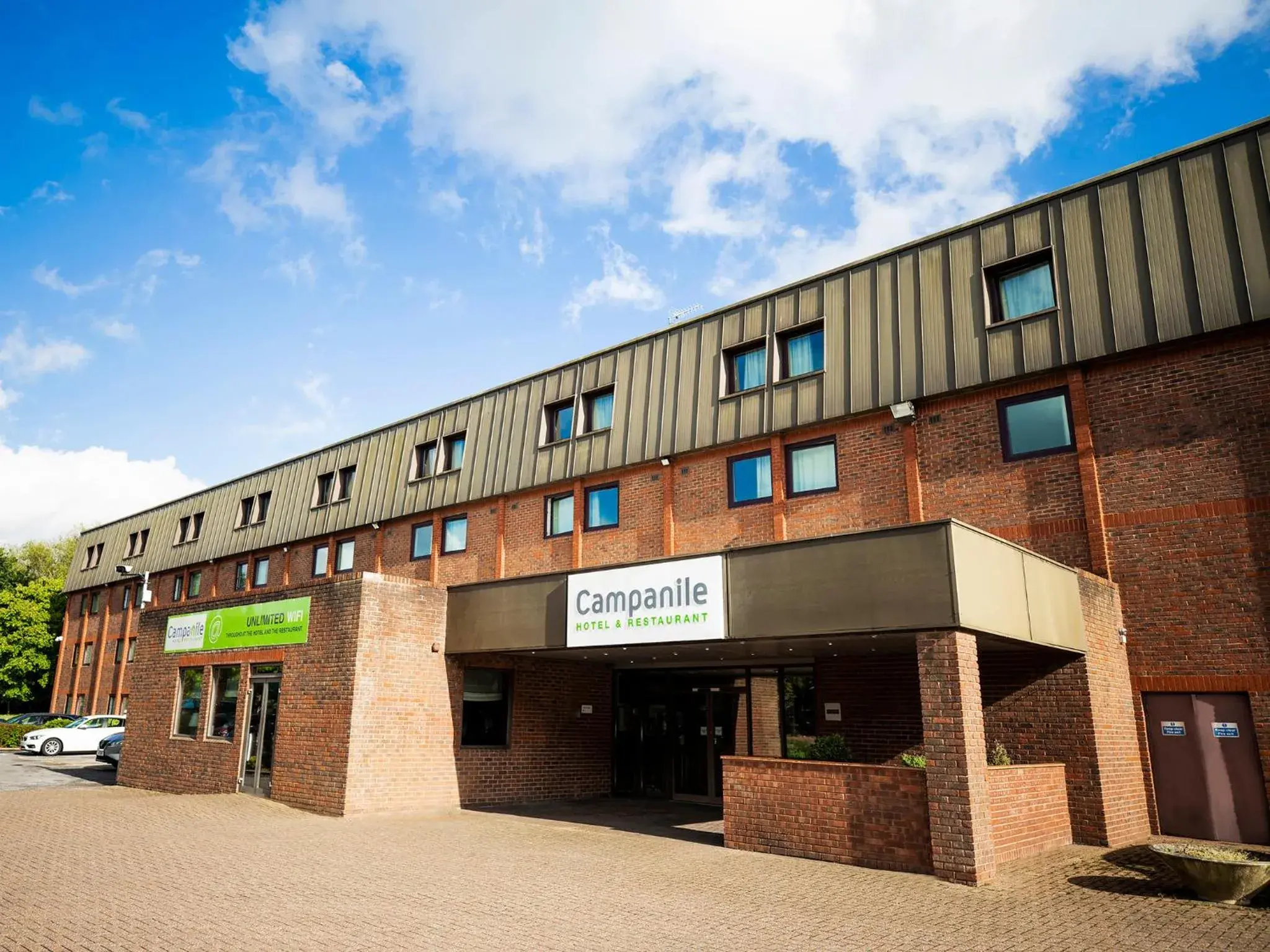 Property building in Campanile Swindon Property building in Campanile Swindon