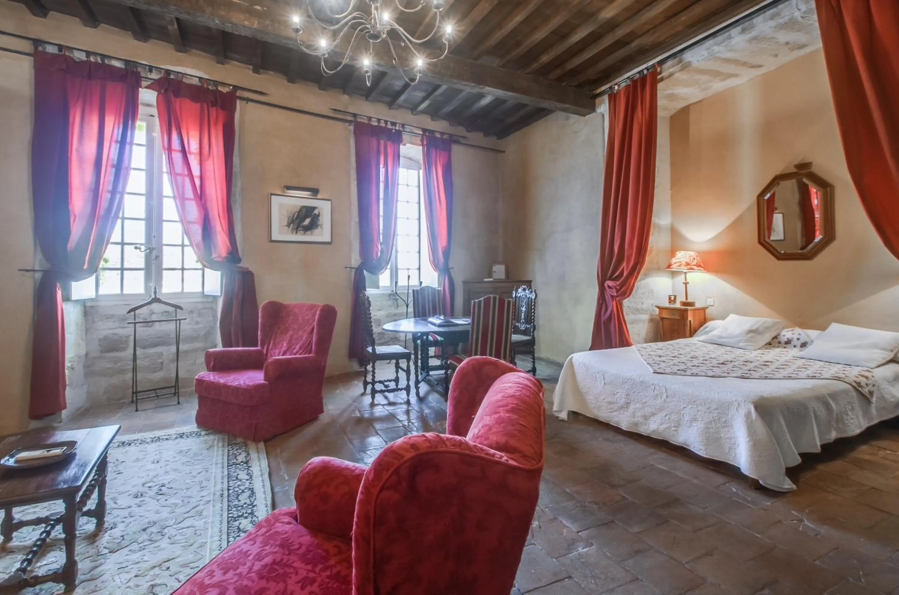 Day, Bed in Château d'Arpaillargues - TERITORIA