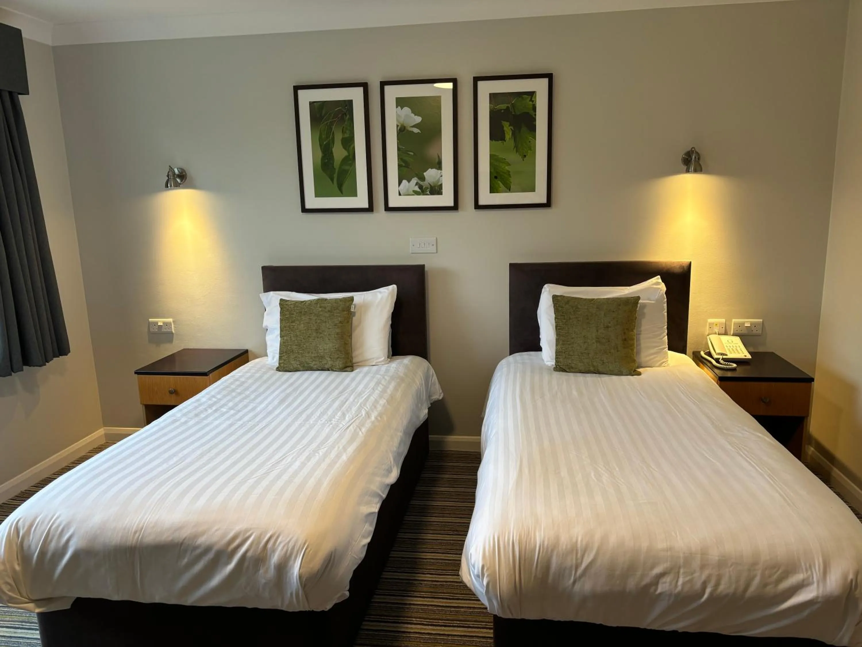 Bedroom, Bed in Greetham Valley