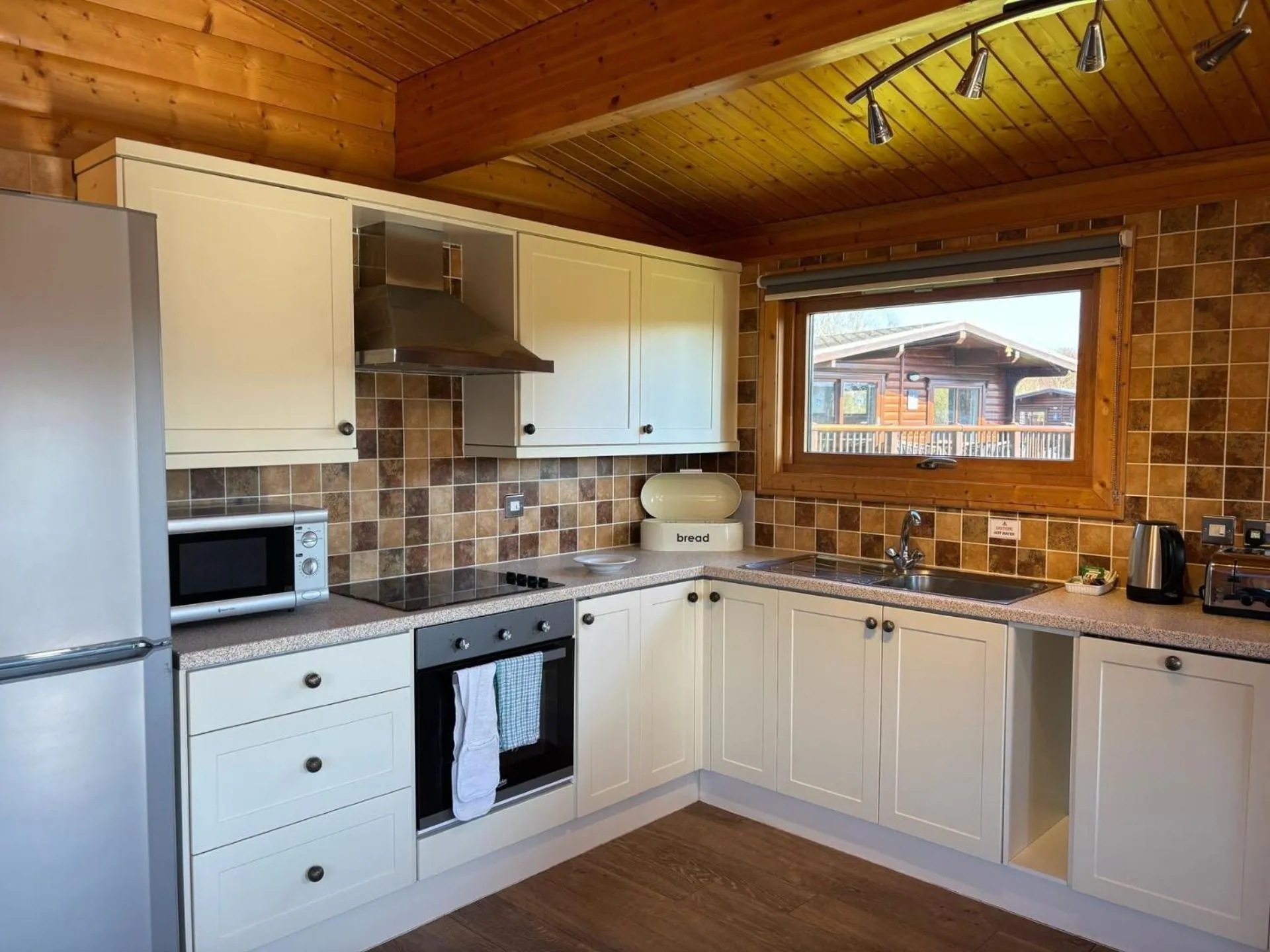 Kitchen or kitchenette in Greetham Valley