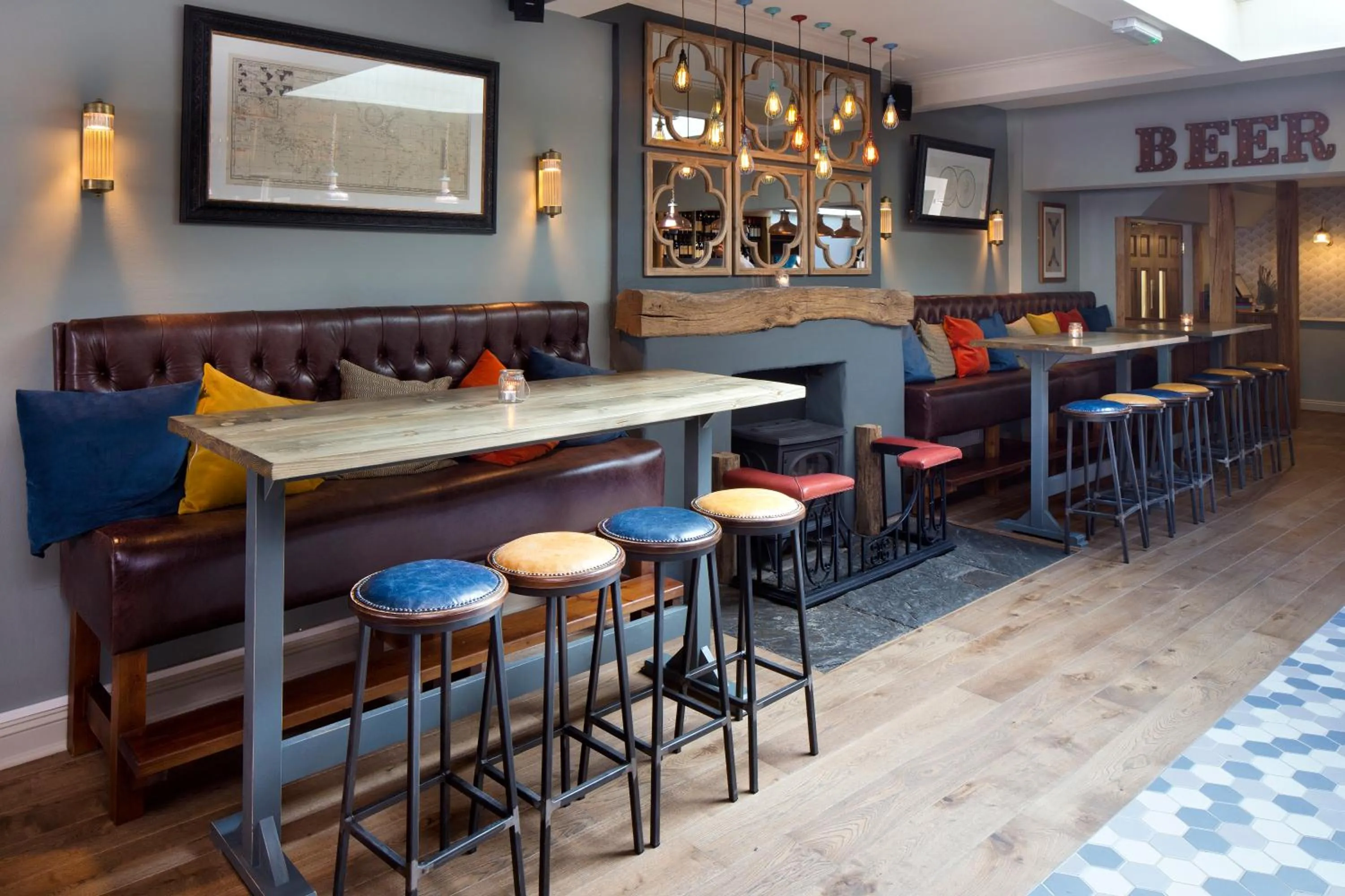 Restaurant/places to eat in The George Townhouse