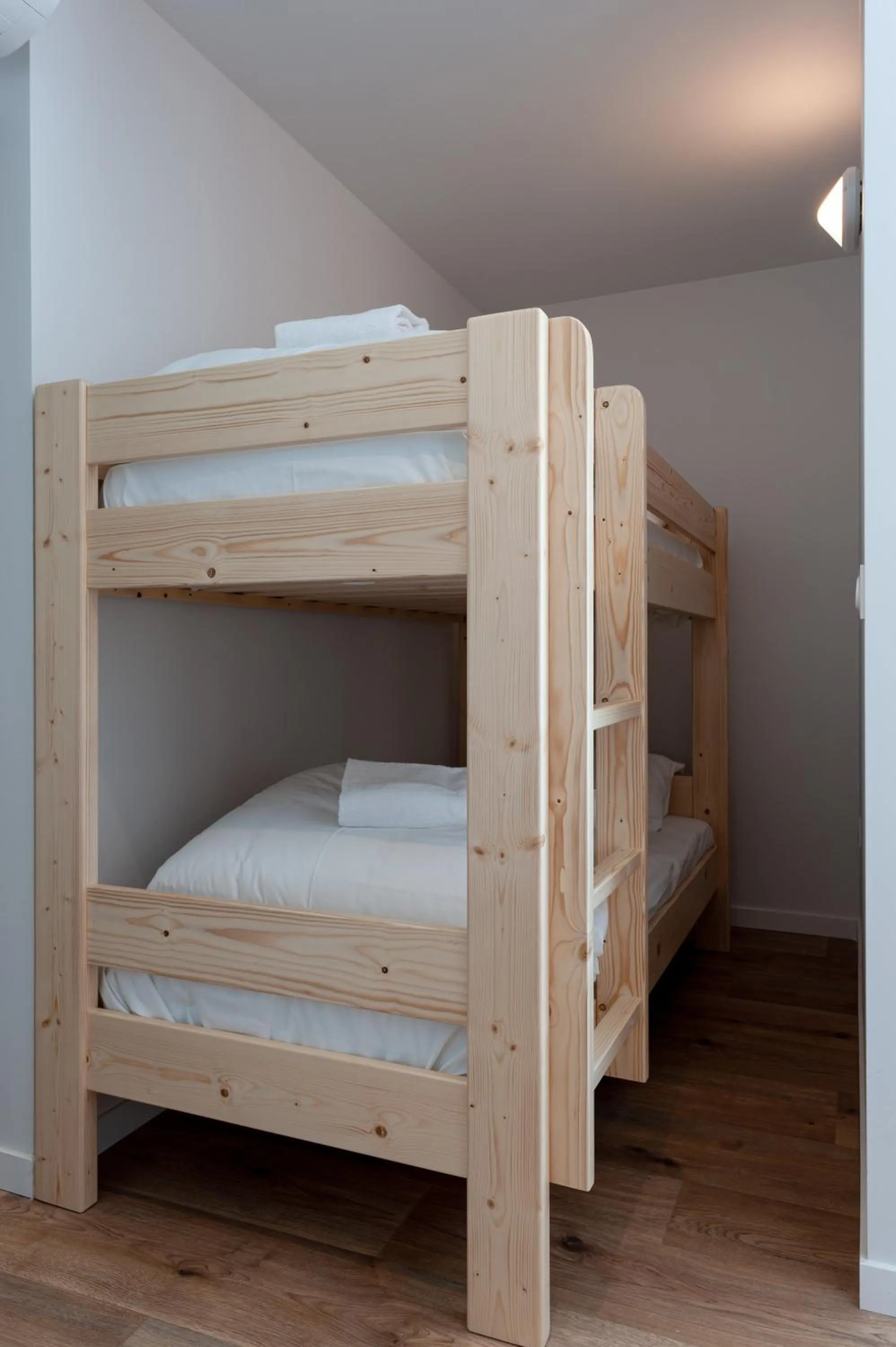 bunk bed, Bed in Premiere Classe Beaune