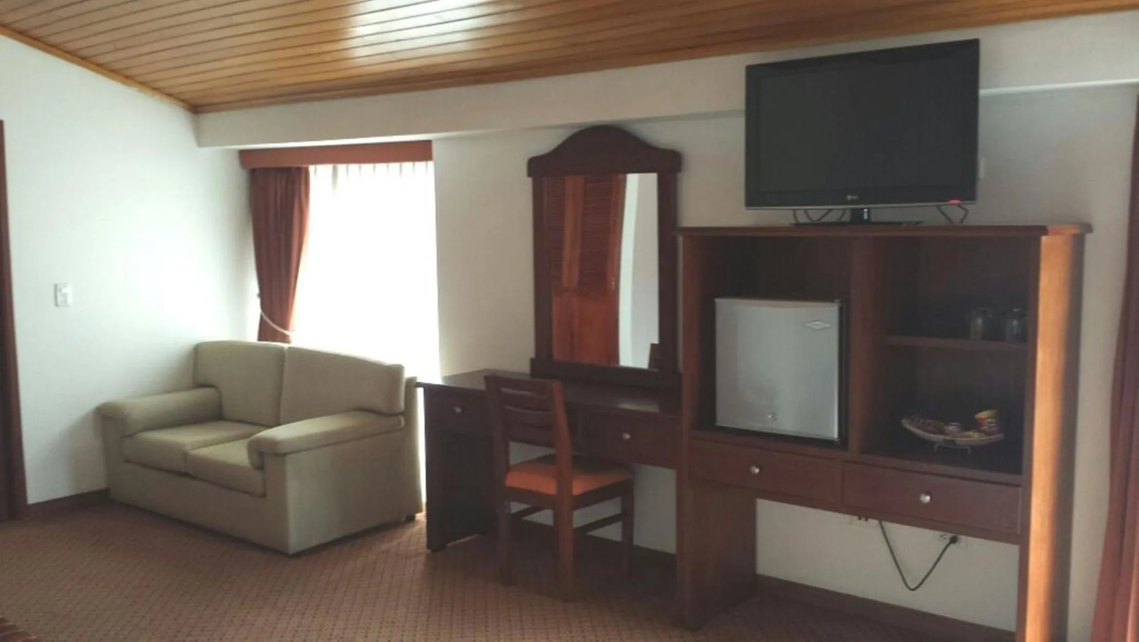 TV and multimedia in Blu Inn Hotel