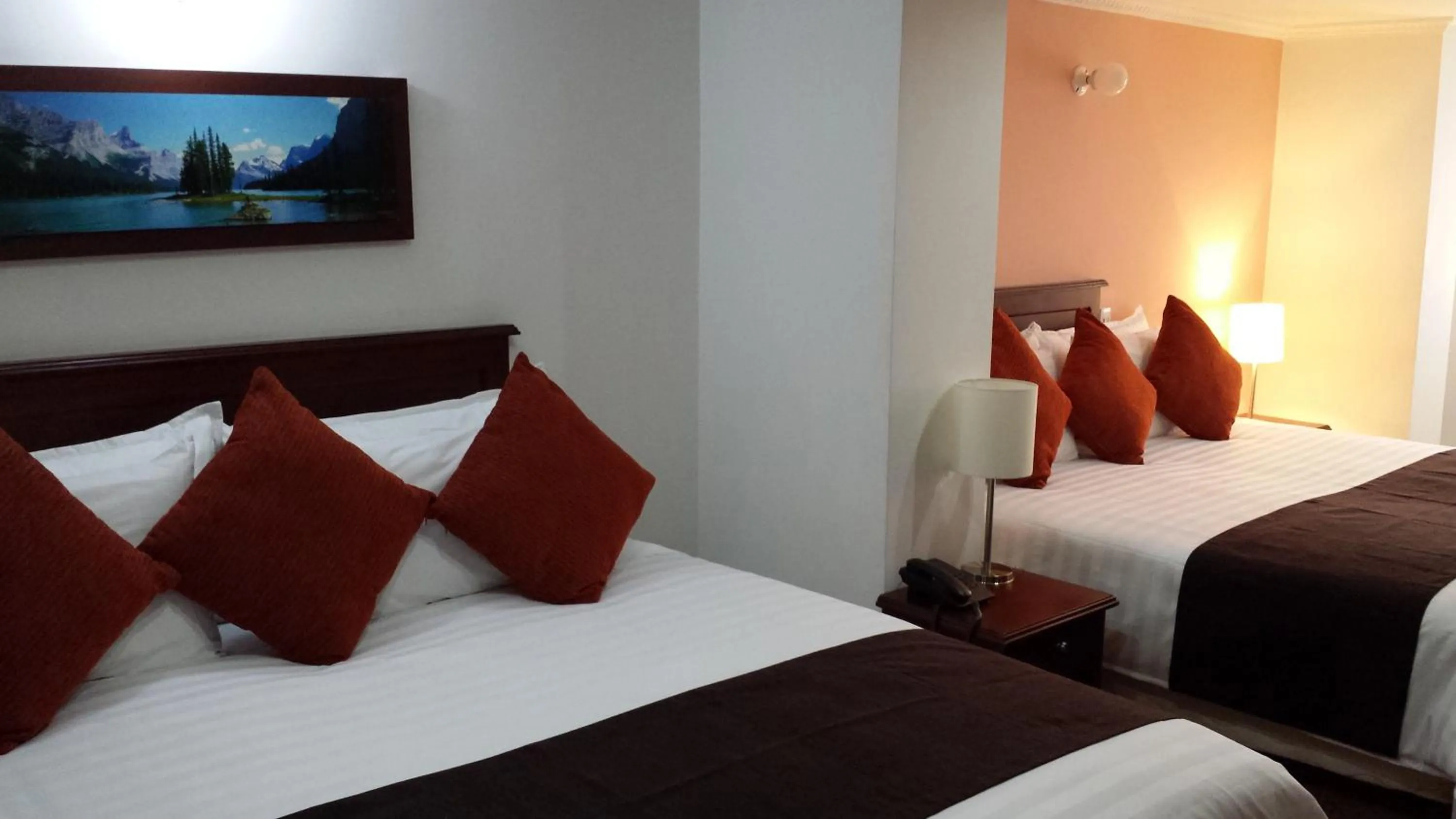 Bedroom, Bed in Blu Inn Hotel