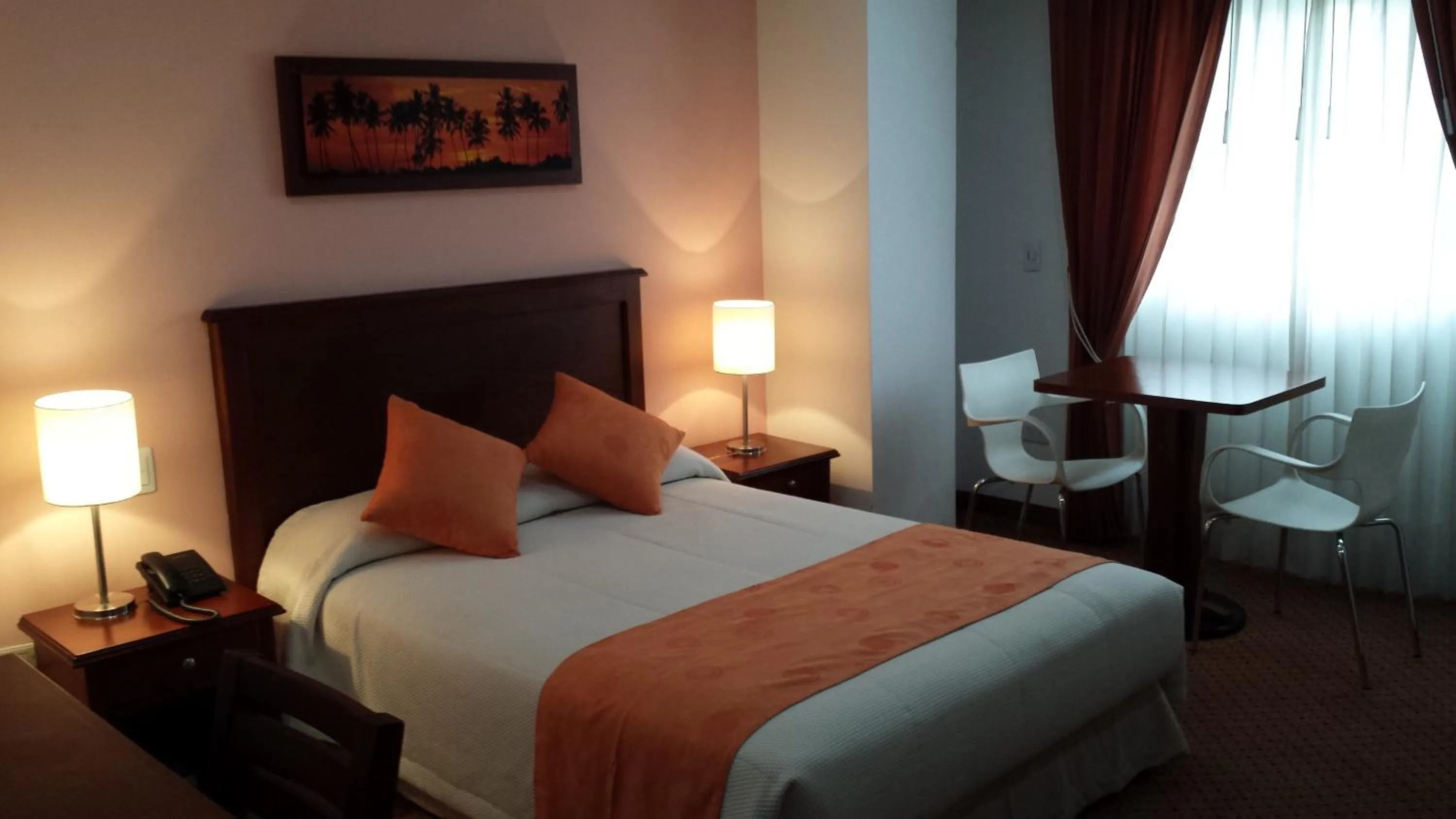 Bedroom, Bed in Blu Inn Hotel