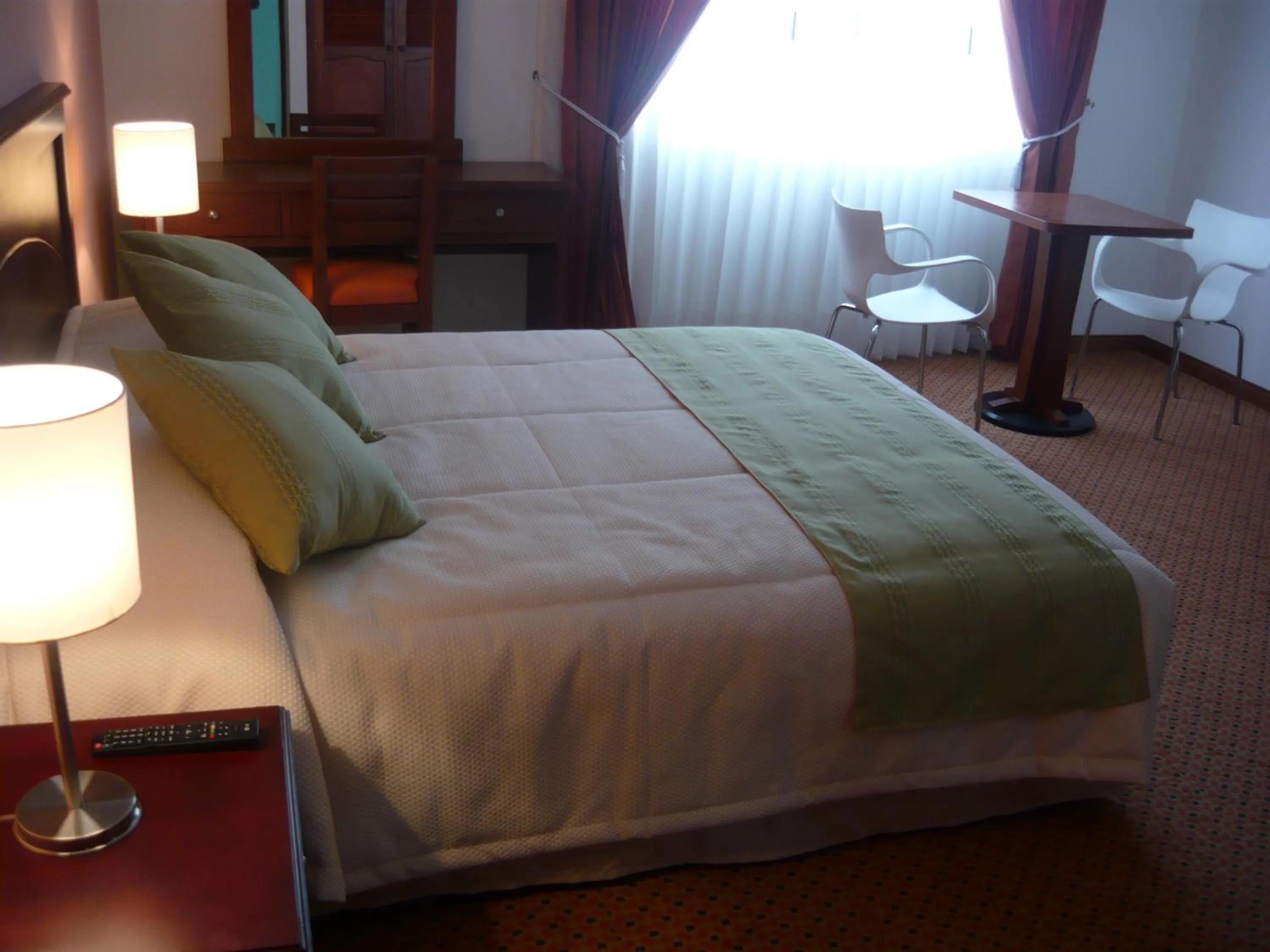 Bedroom, Bed in Blu Inn Hotel