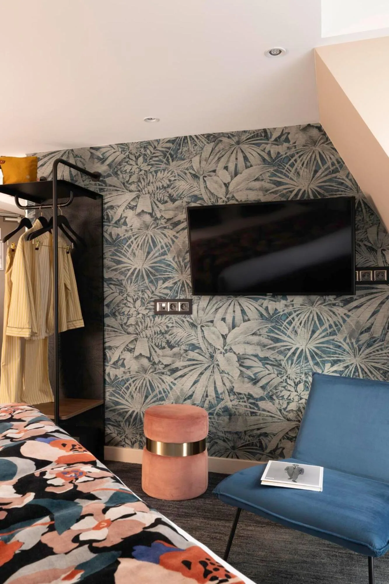 Bedroom, Bed in Hôtel Maxim Opéra