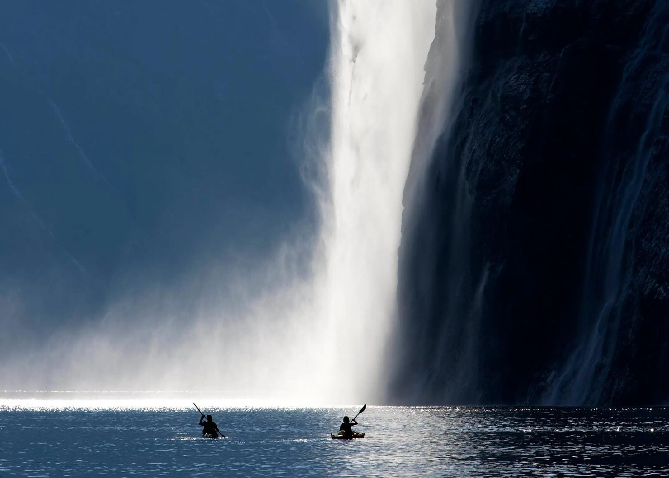 Canoeing in Geirangerfjorden Feriesenter