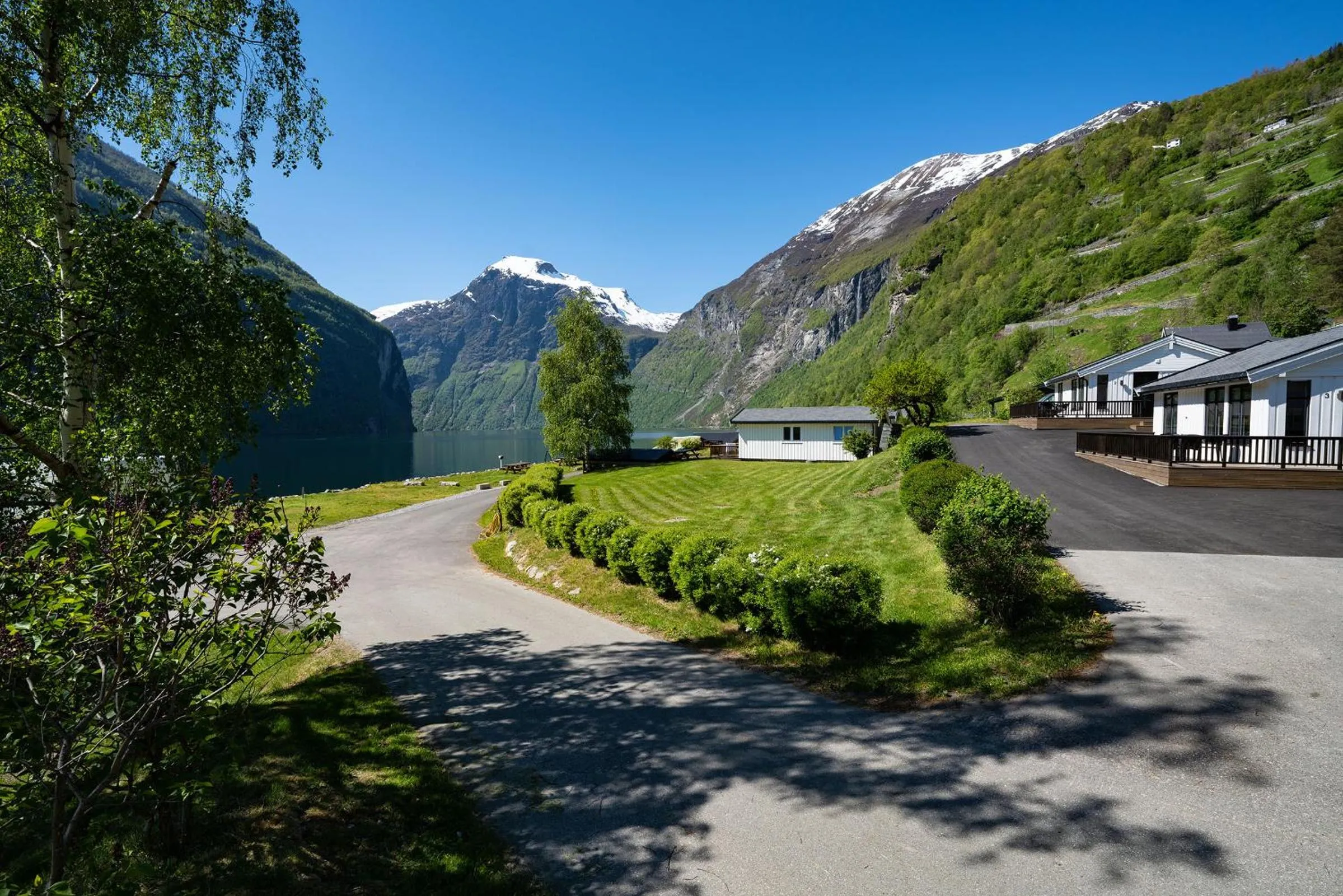 Garden in Geirangerfjorden Feriesenter