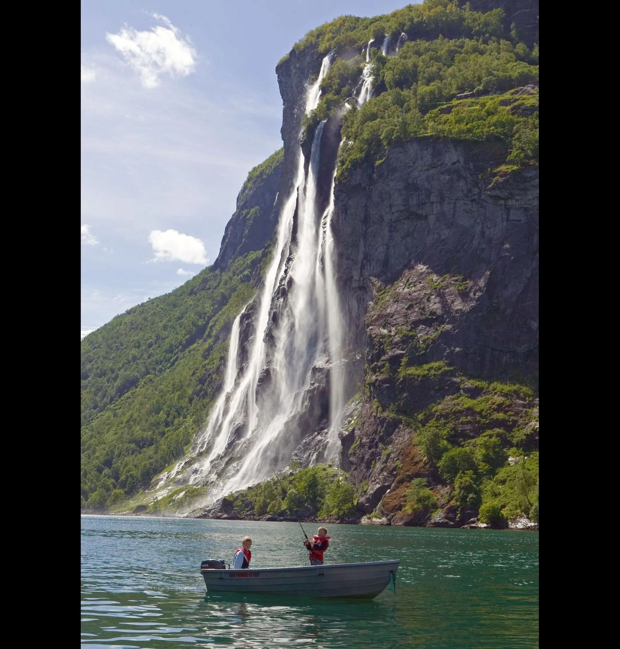 Activities in Geirangerfjorden Feriesenter