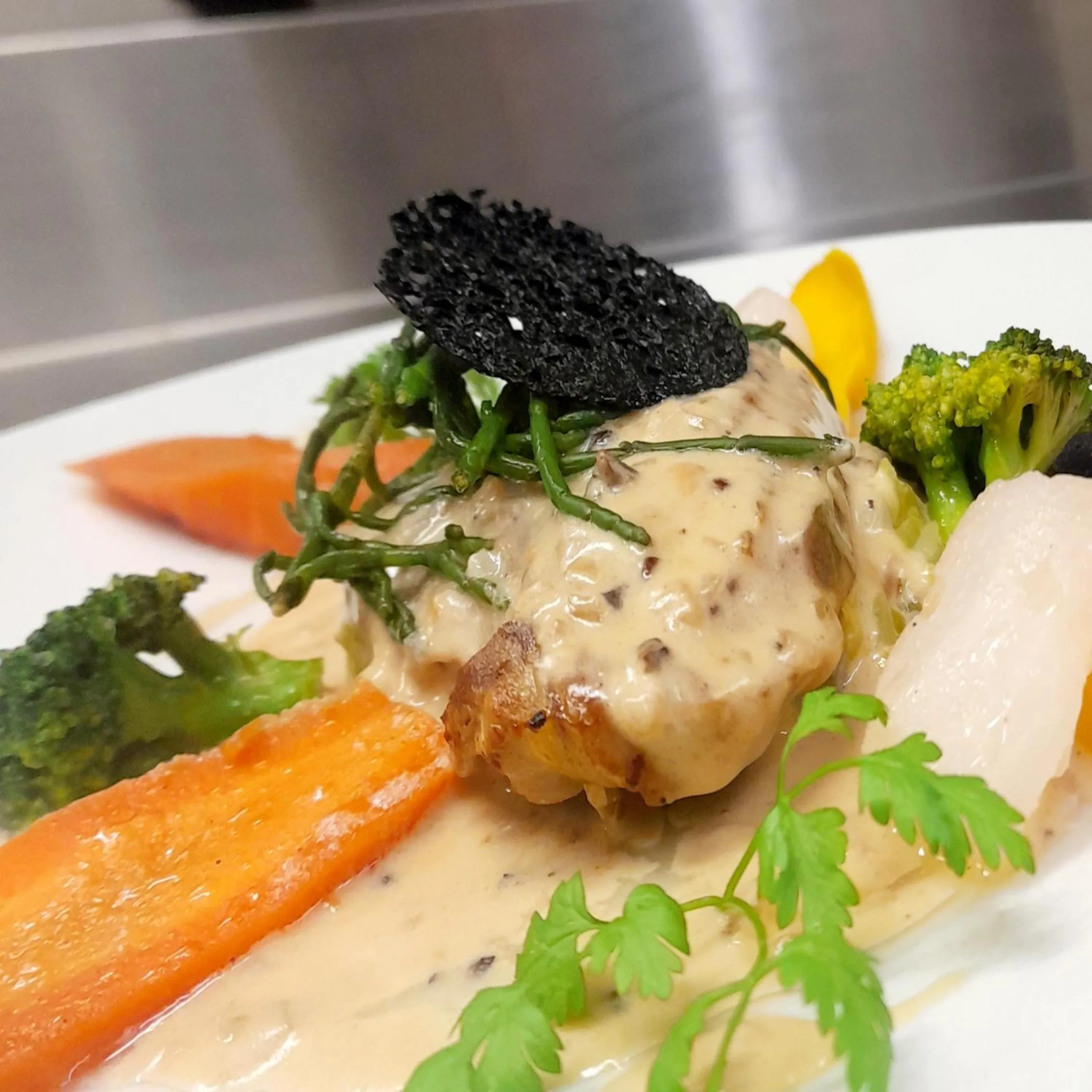 Restaurant/places to eat in Logis Hôtel Auberge du Cheval Blanc