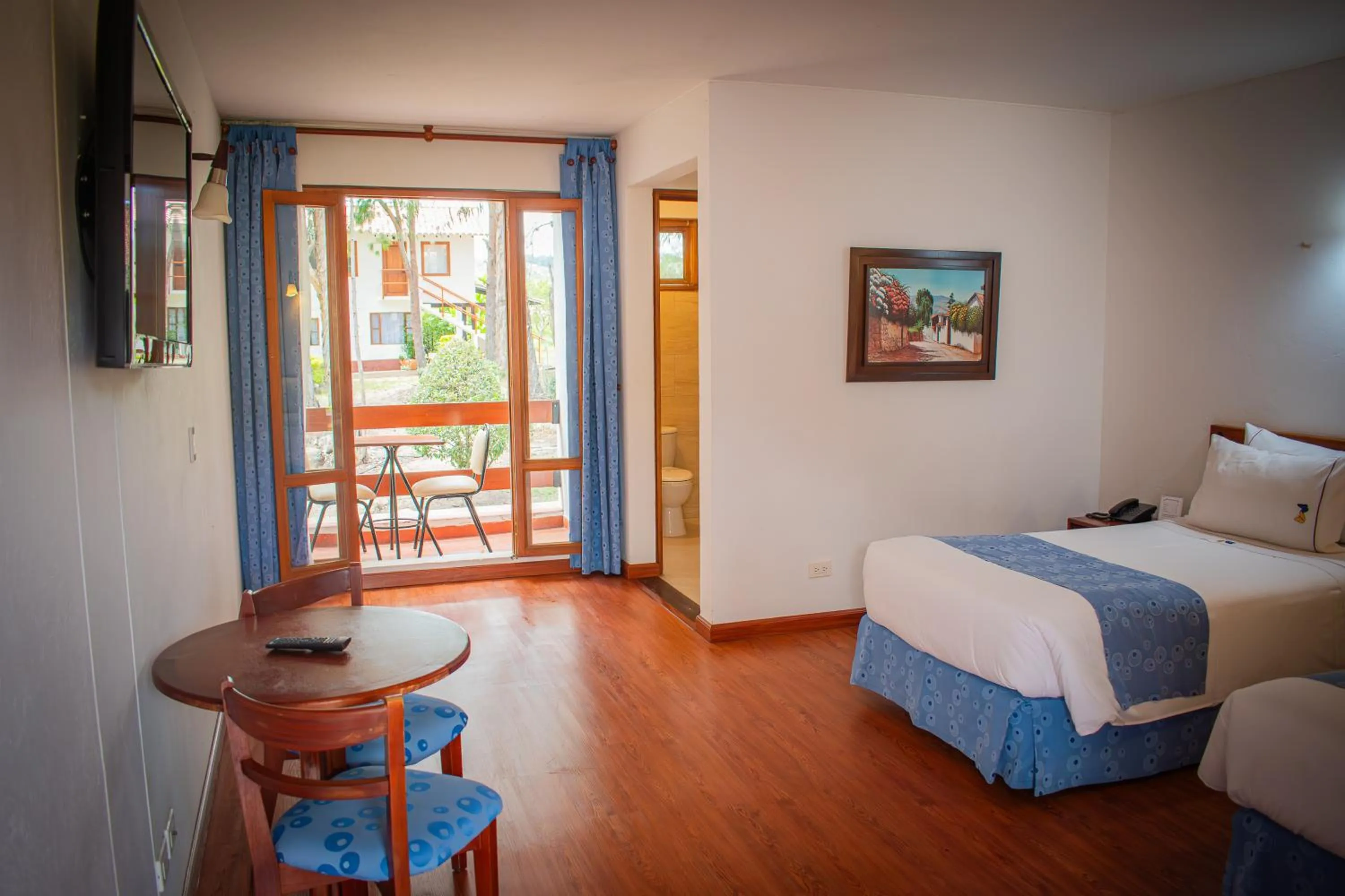 Text overlay, Bed in Hotel Casa de los Fundadores